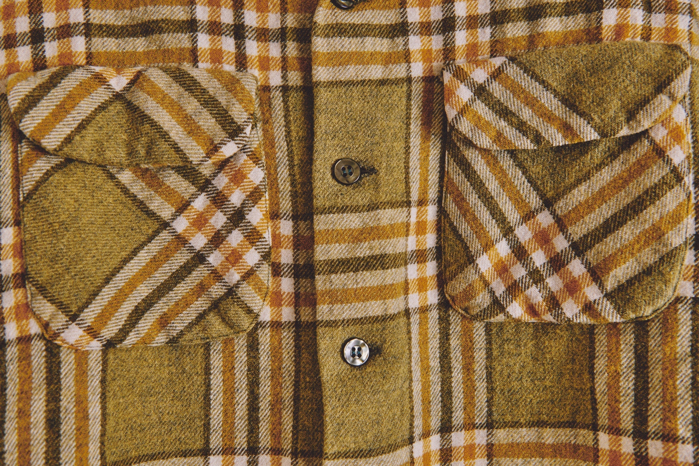 TESOROS / LA CAMISA DE FRANELA