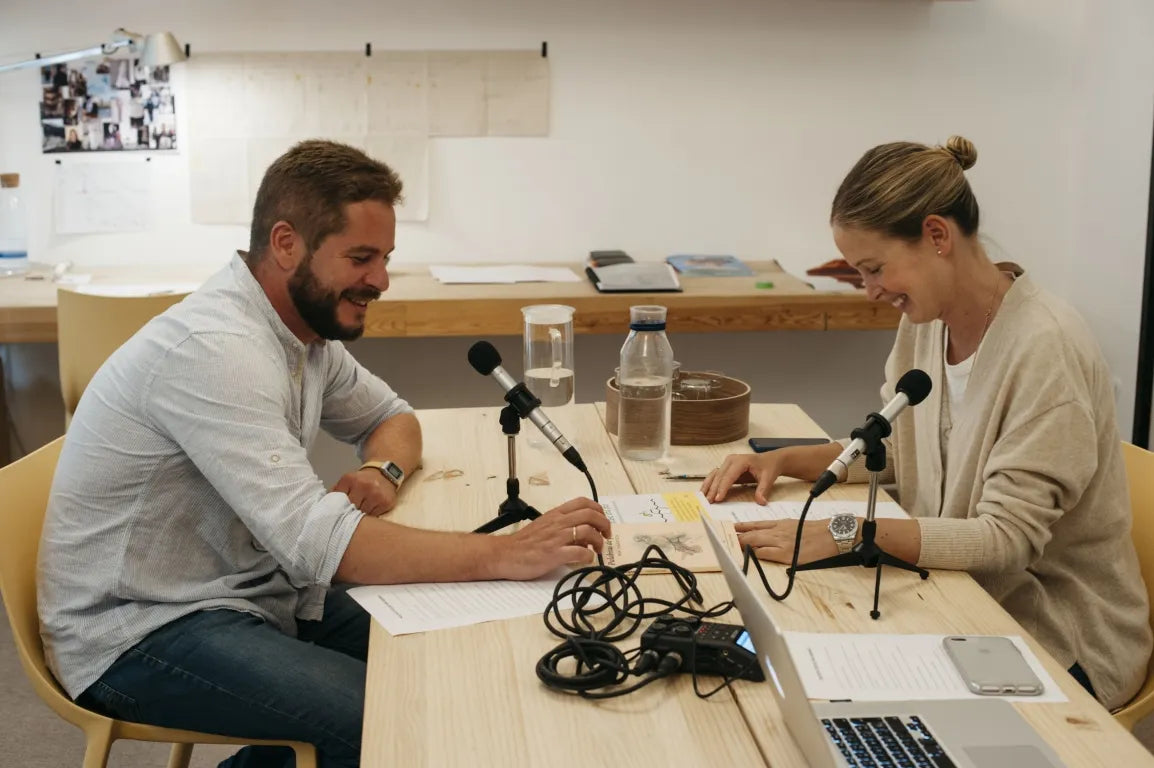 Ep 50 / Charlando con Miki Naranja sobre la poesía y sus bondades para el mundo