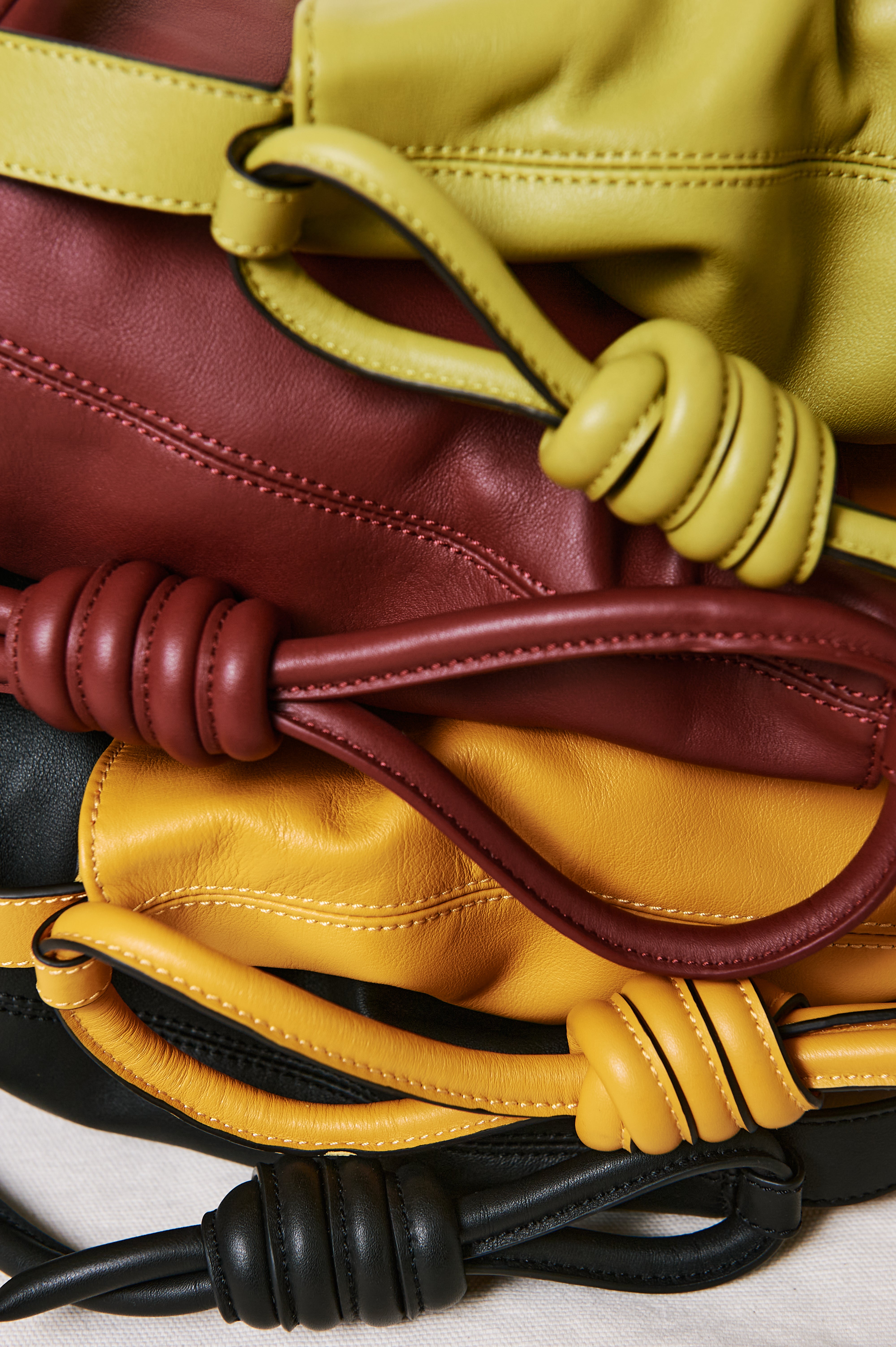 BOLSO CUBO M VERDE MATCHA