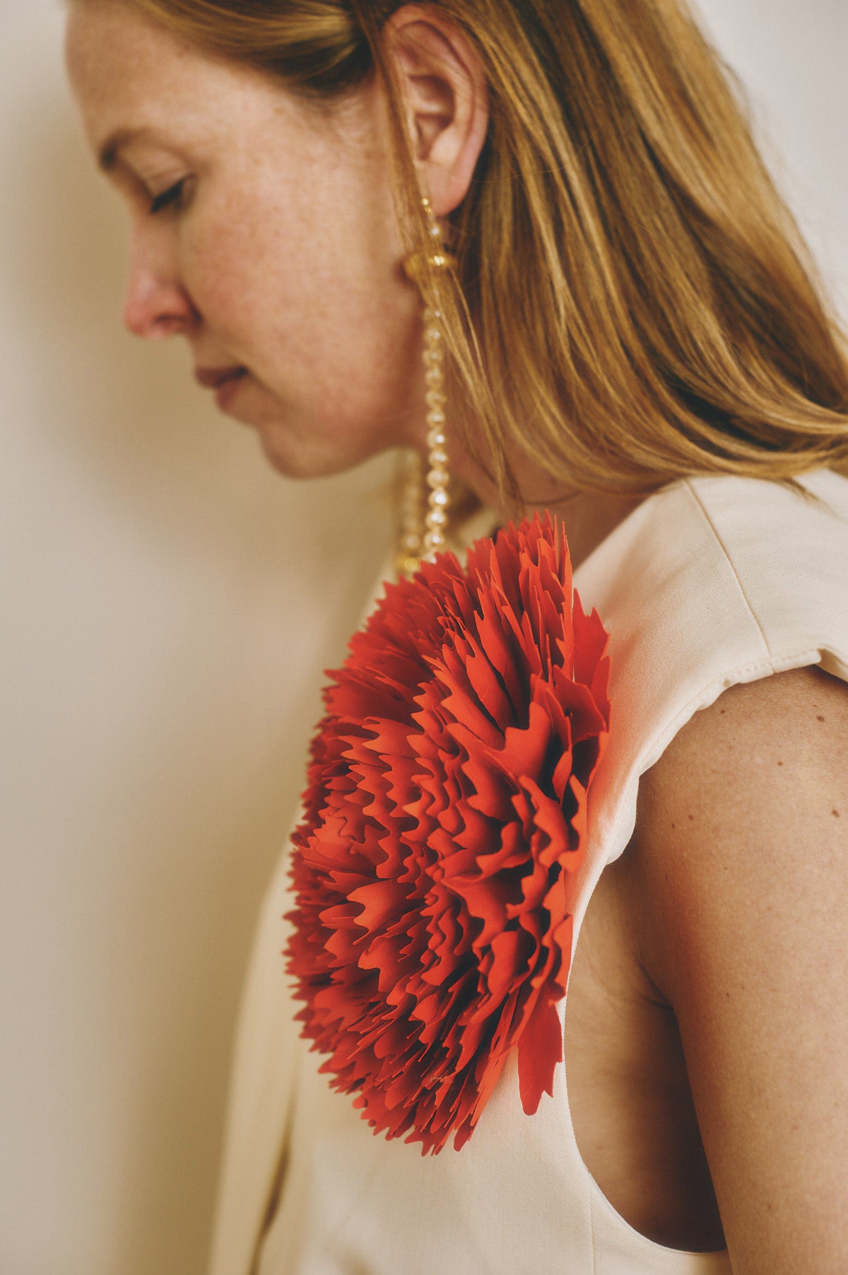 Broche Clavel Rojo