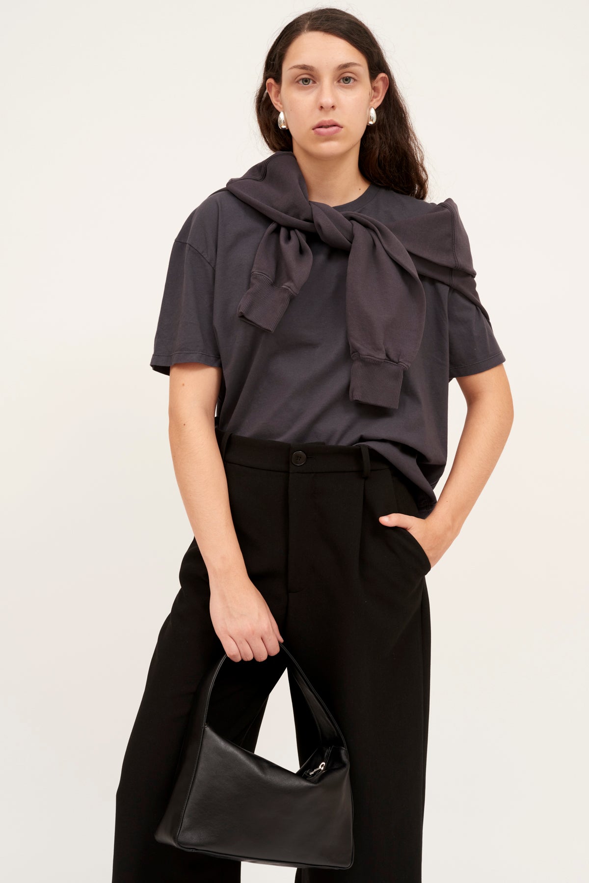 CAMISETA TERESA GRIS