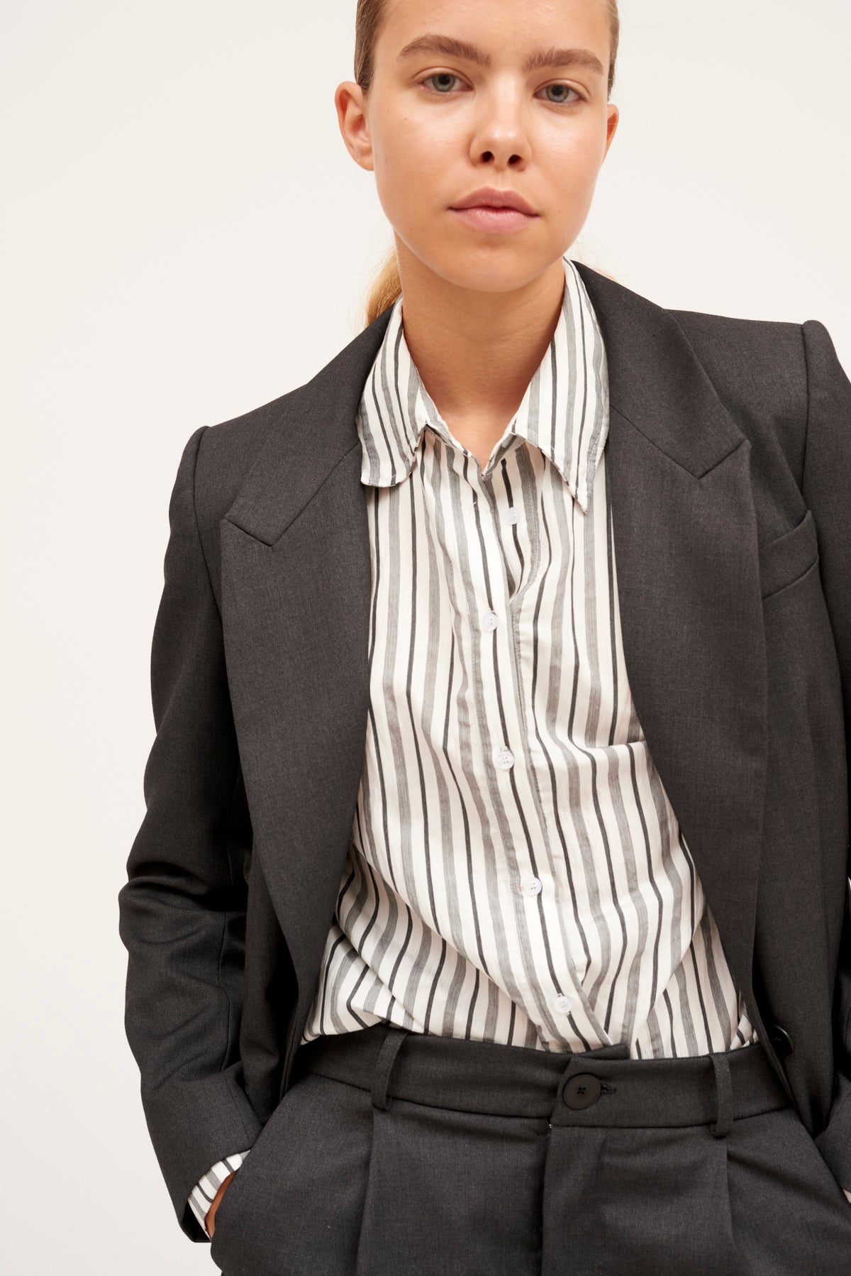 CAMISA TILDA RAYAS BLANCO Y NEGRO