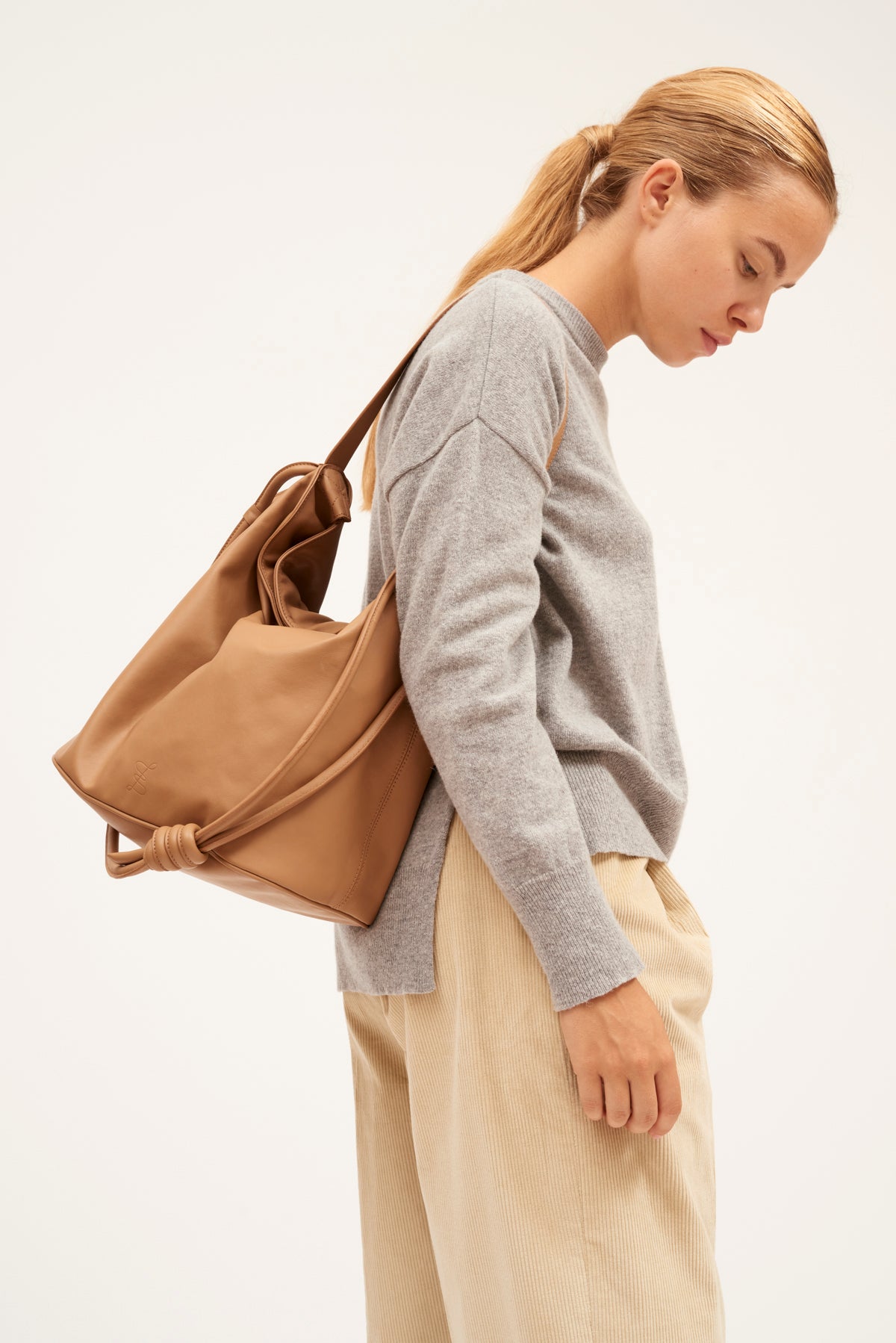 BOLSO CUBO L CAMEL