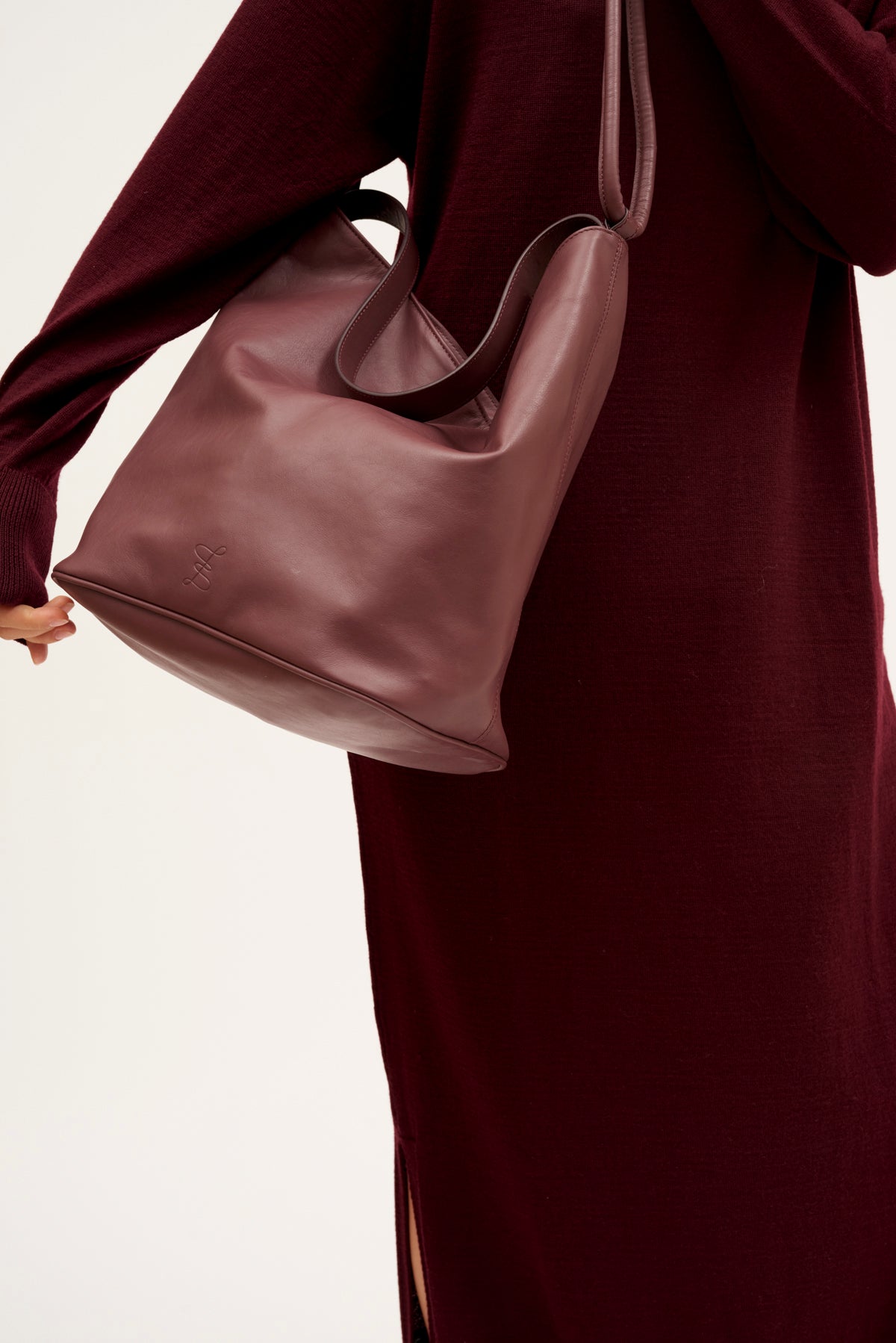 BOLSO CUBO L BURGUNDY