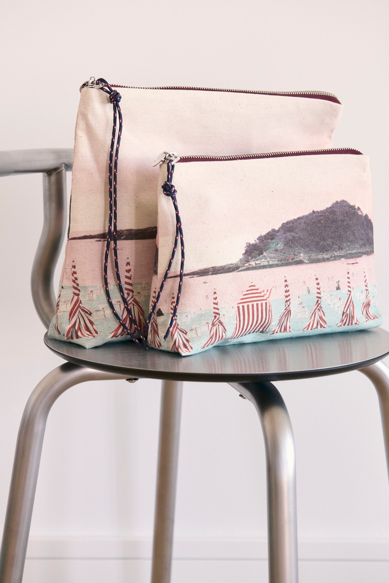 midi y pouch san sebastian