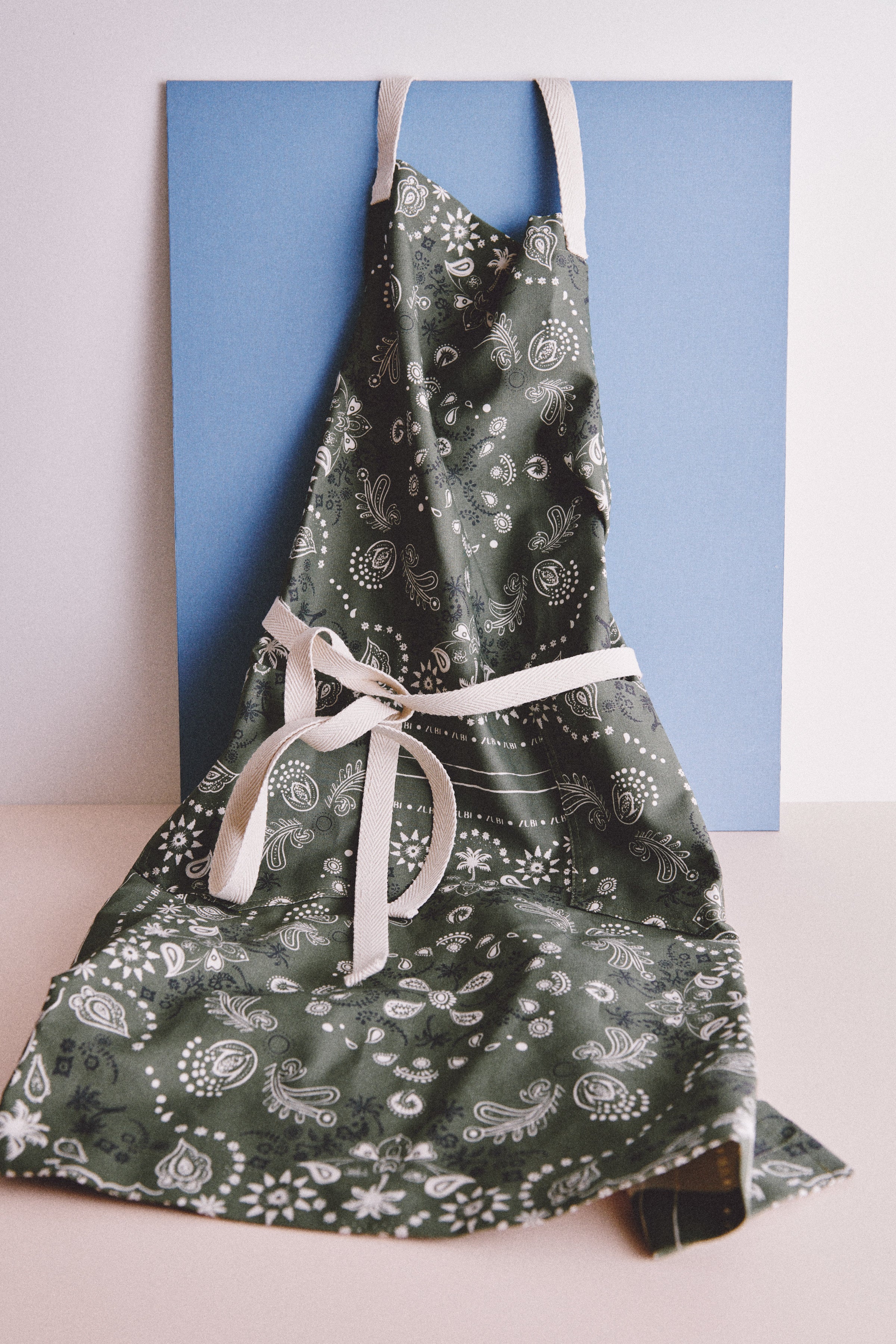 MANDIL BANDANA VERDE