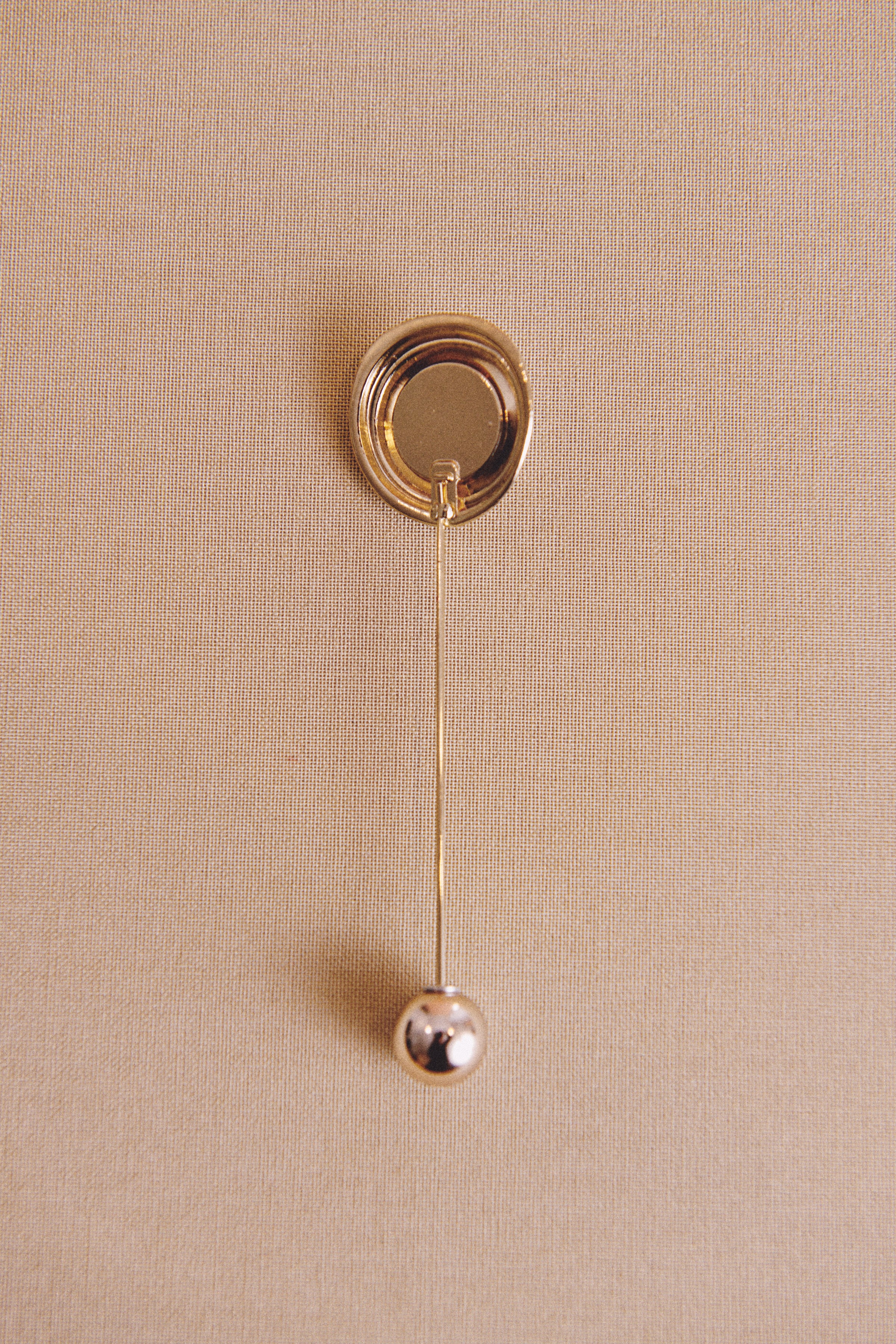 Broche alfiler ZUBI