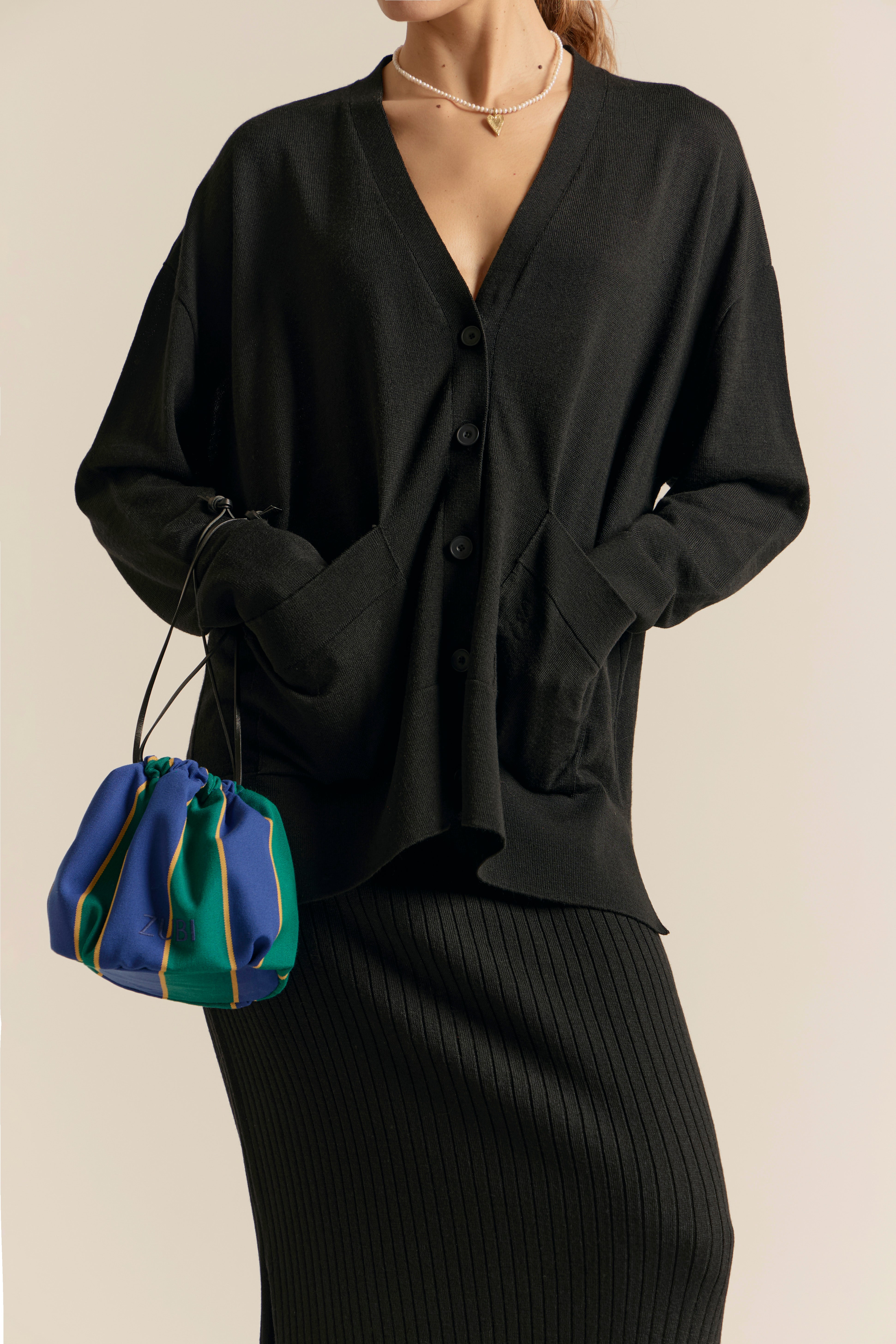 CONJUNTO WINONA TRICOT NEGRO (JUICE + MILITA)