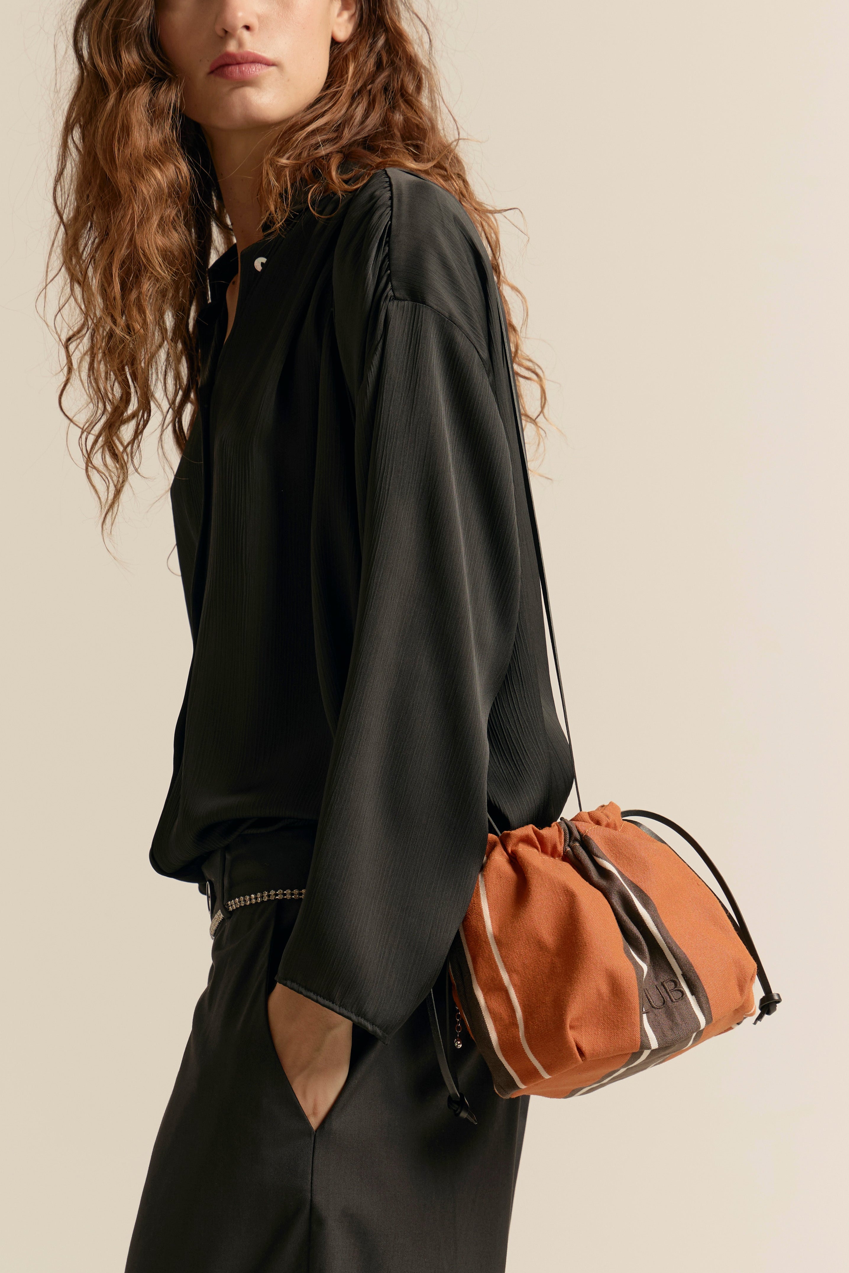 BOMBONERA RAYAS NARANJA