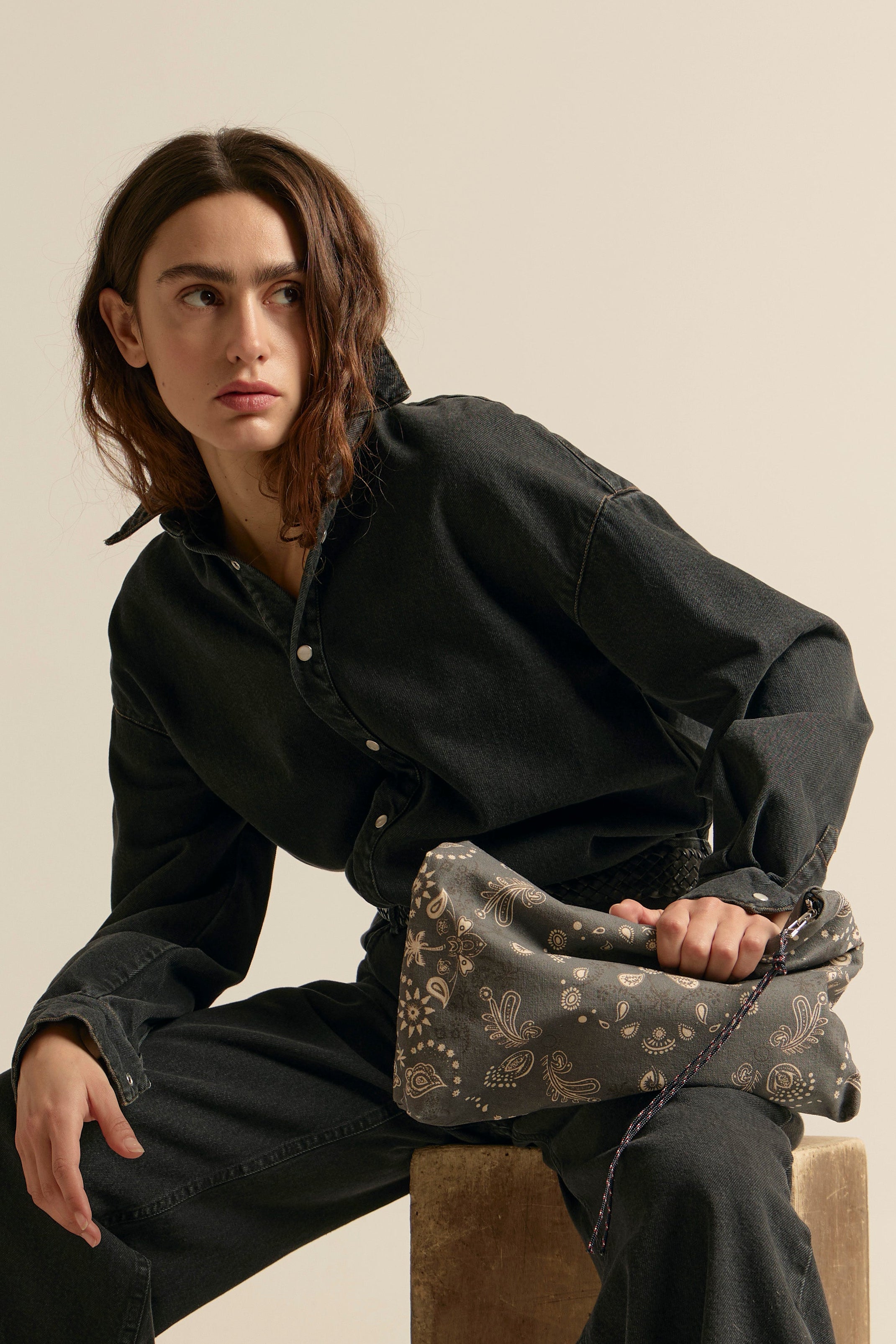 CANADIAN TUXEDO SISKA PLOMO (LUCY + SISKA)