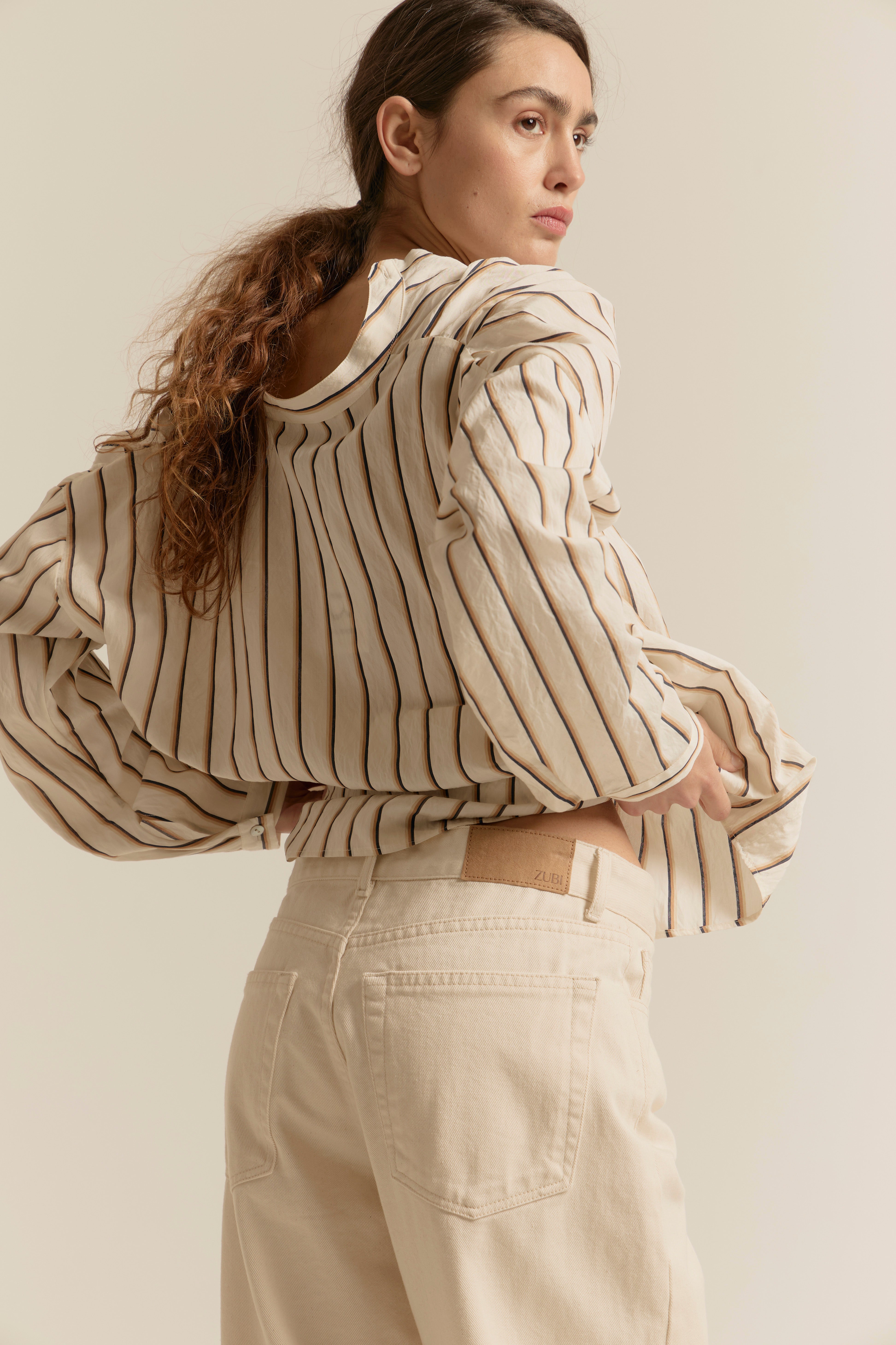 camisa amplia de ZUBI