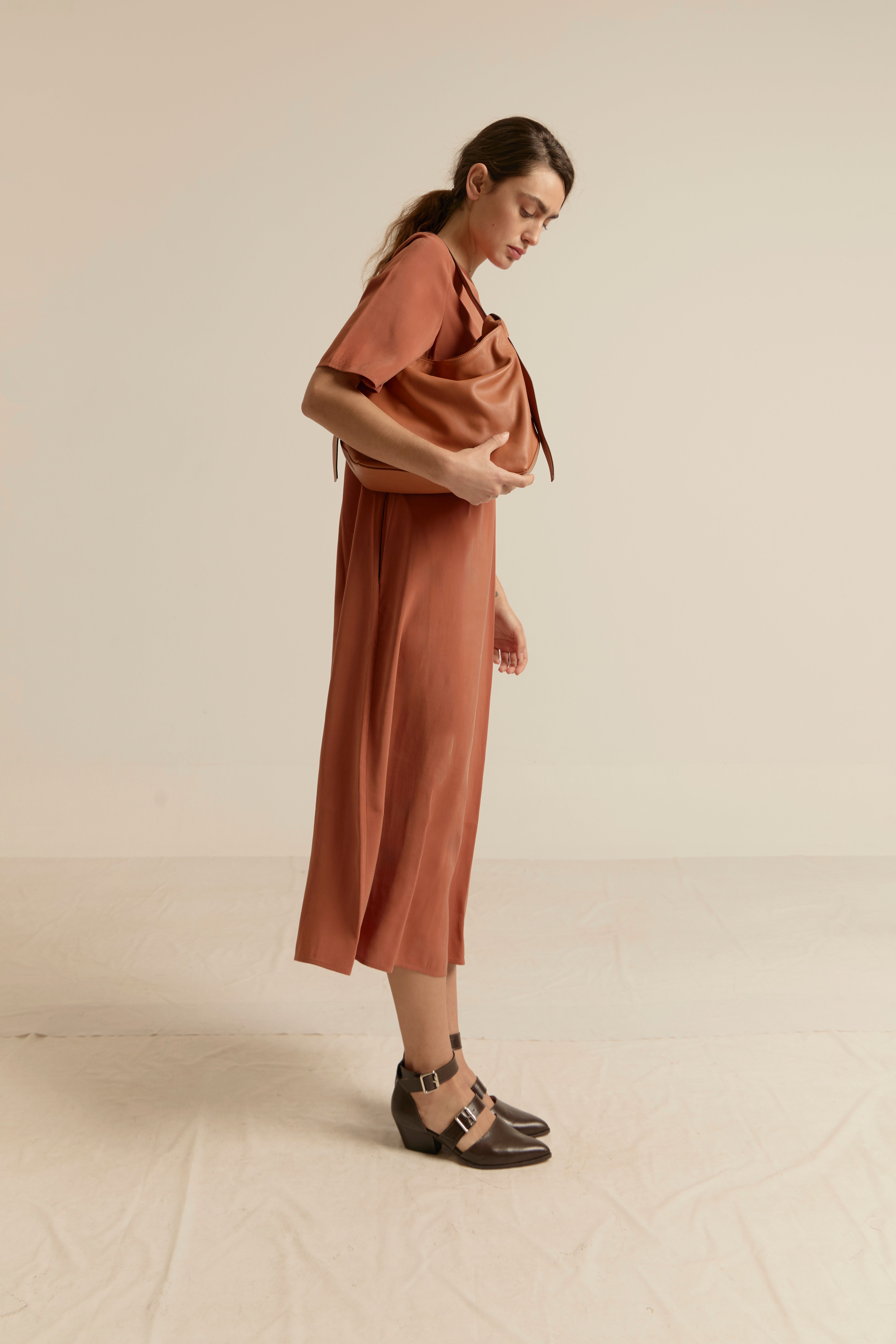 VESTIDO CHRISTINE OCRE