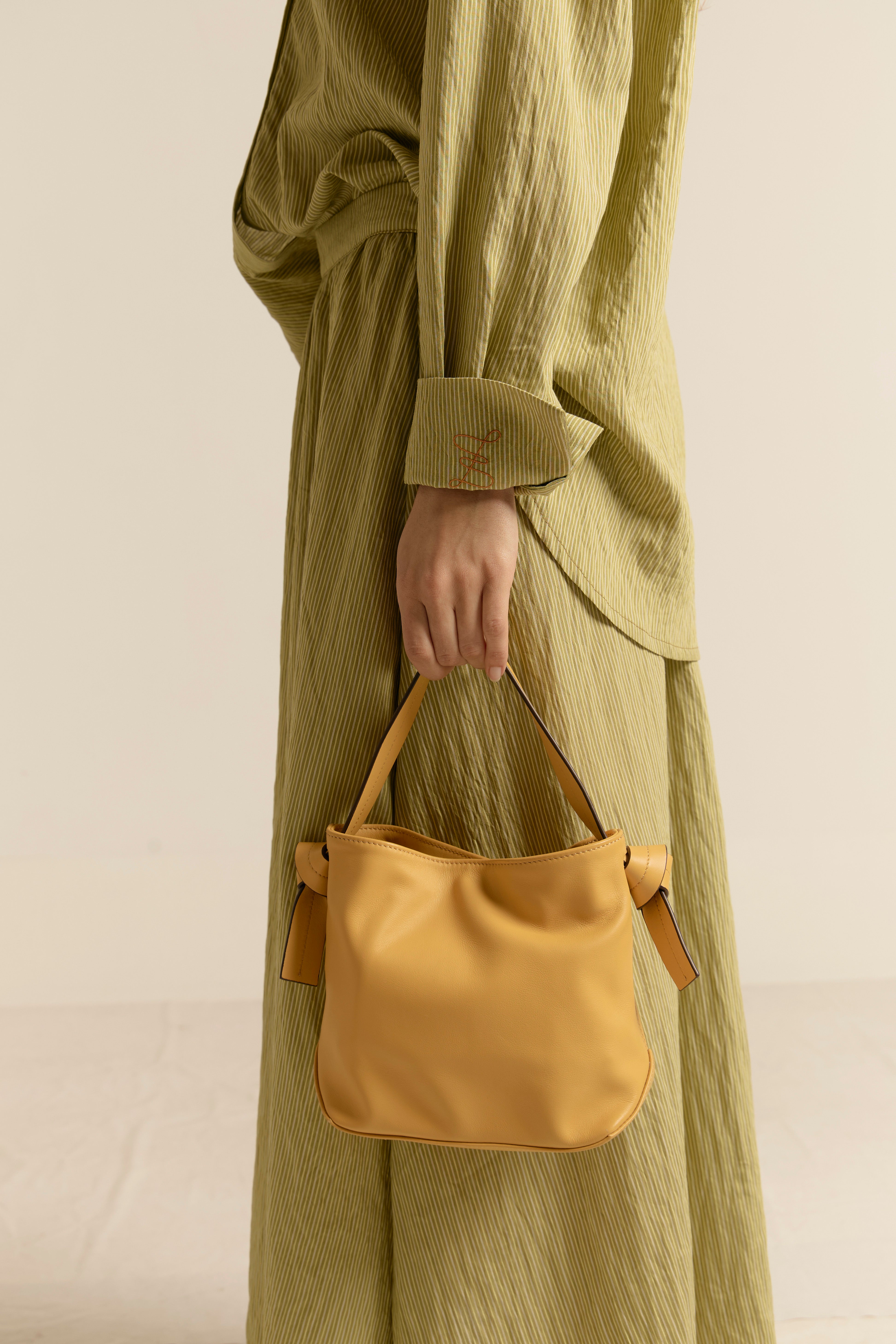 BOLSO NUDO S AMARILLO