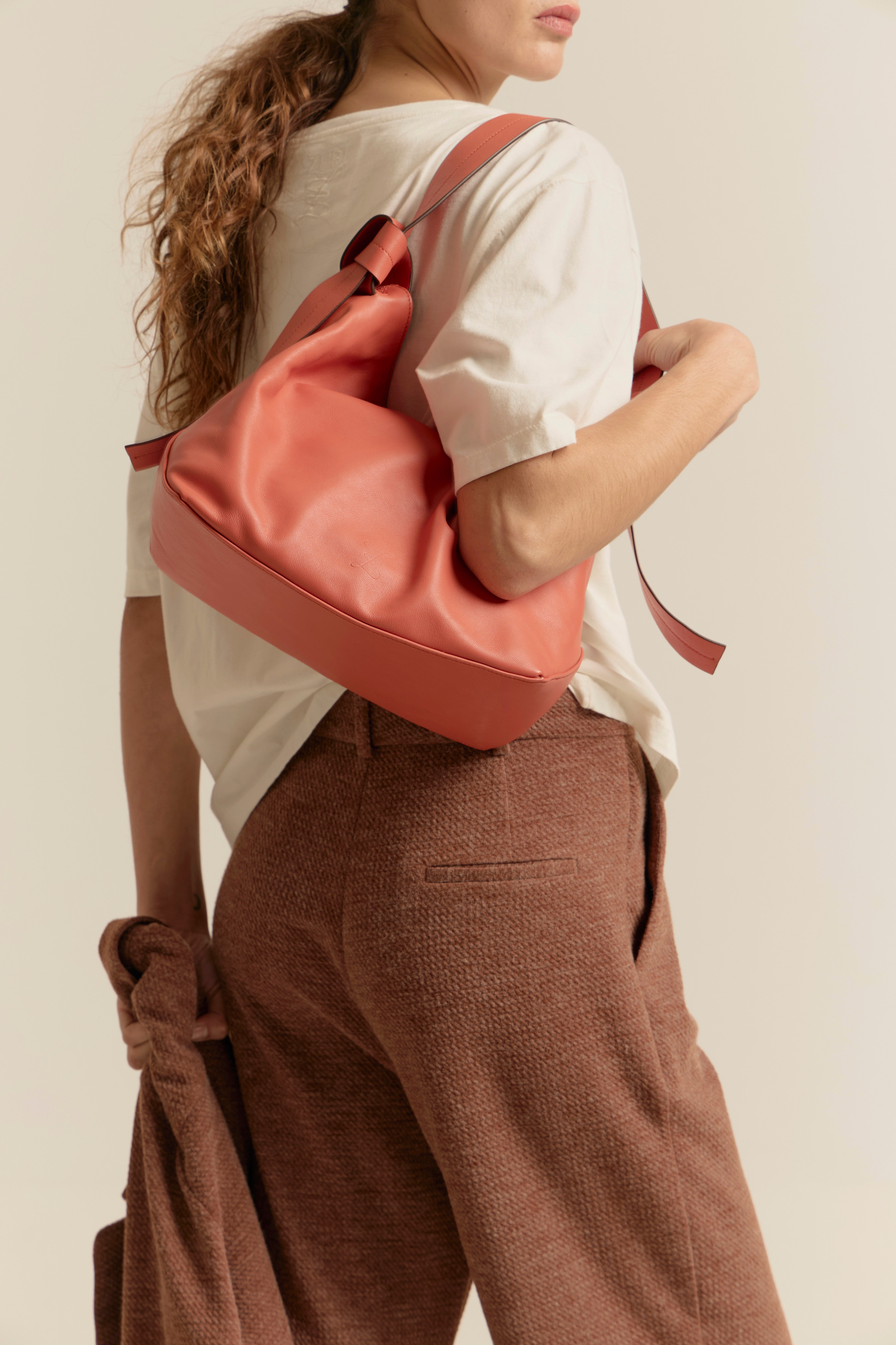 BOLSO NUDO M NARANJA