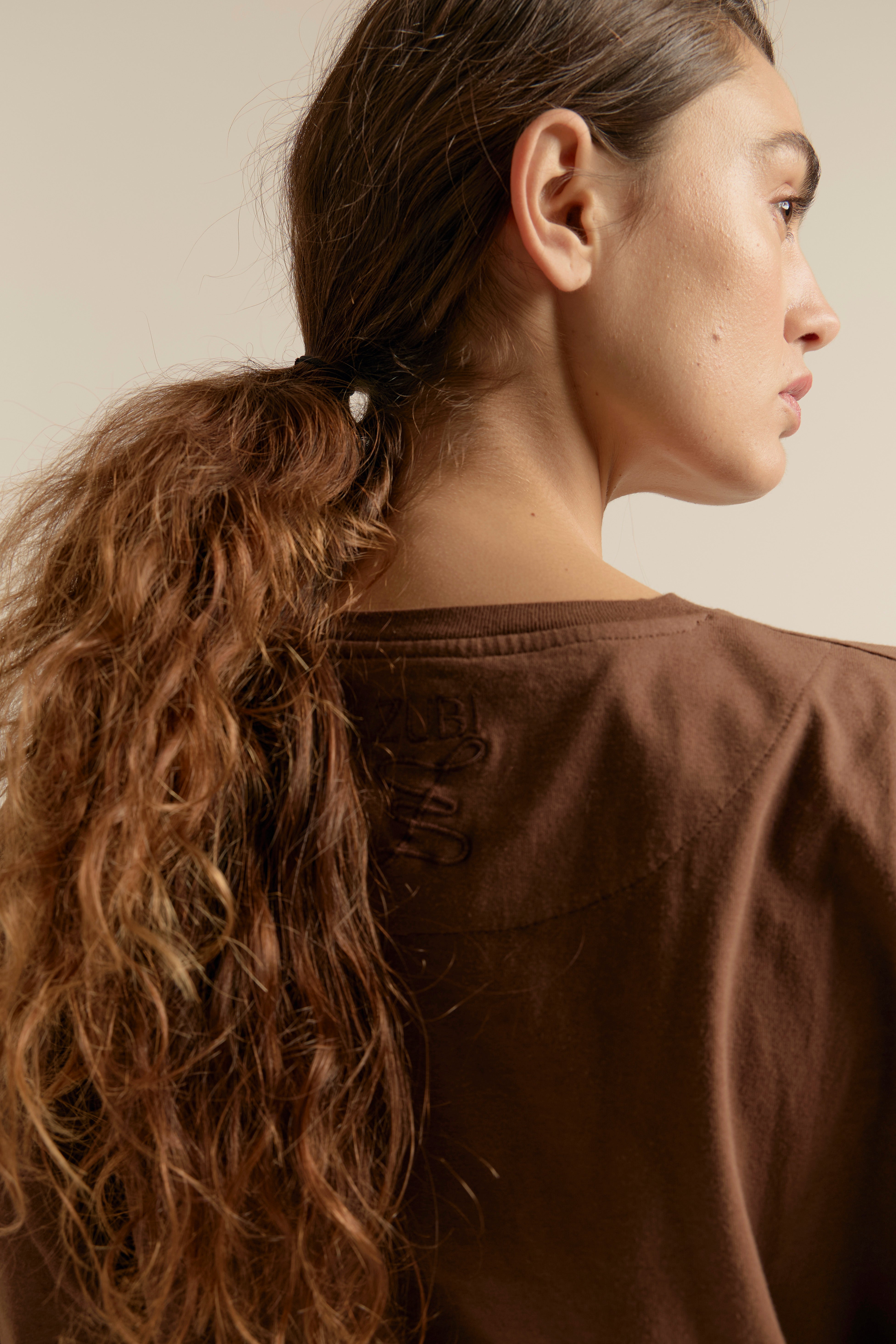 CAMISETA EMMA MARRON