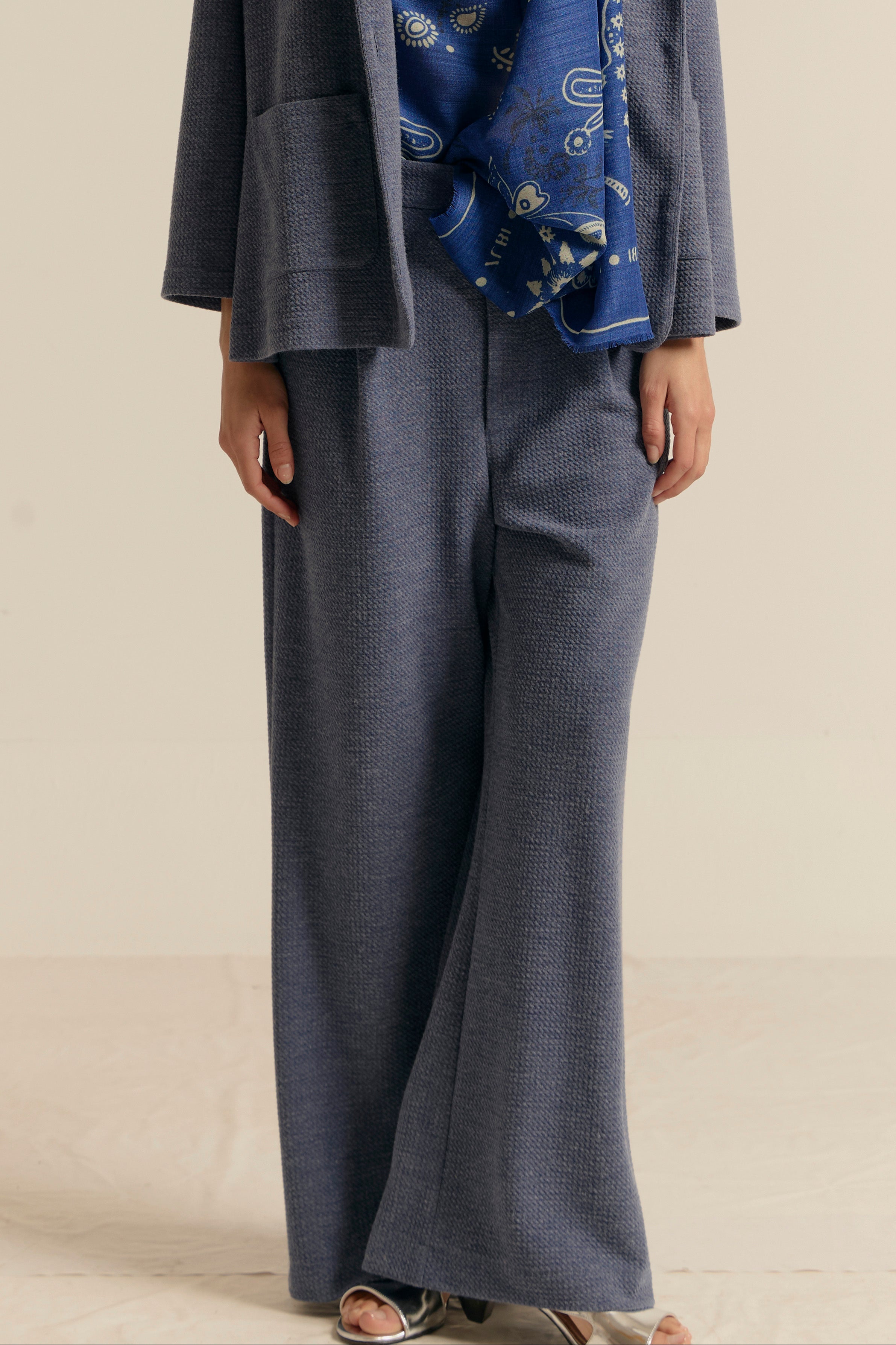 TRAJE GLORIA + ADRIANA AZUL