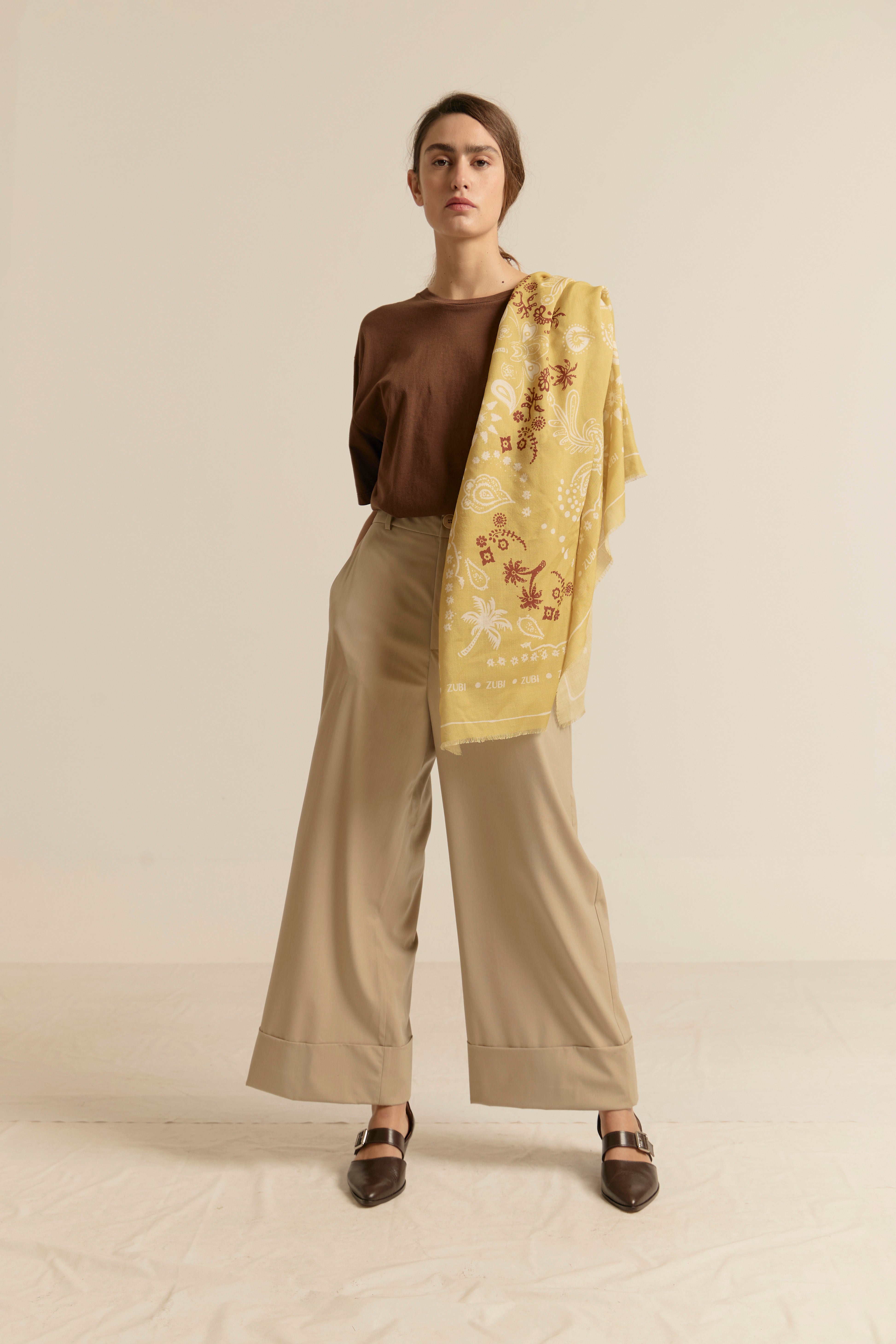 PAÑUELO LANA BANDANA AMARILLO