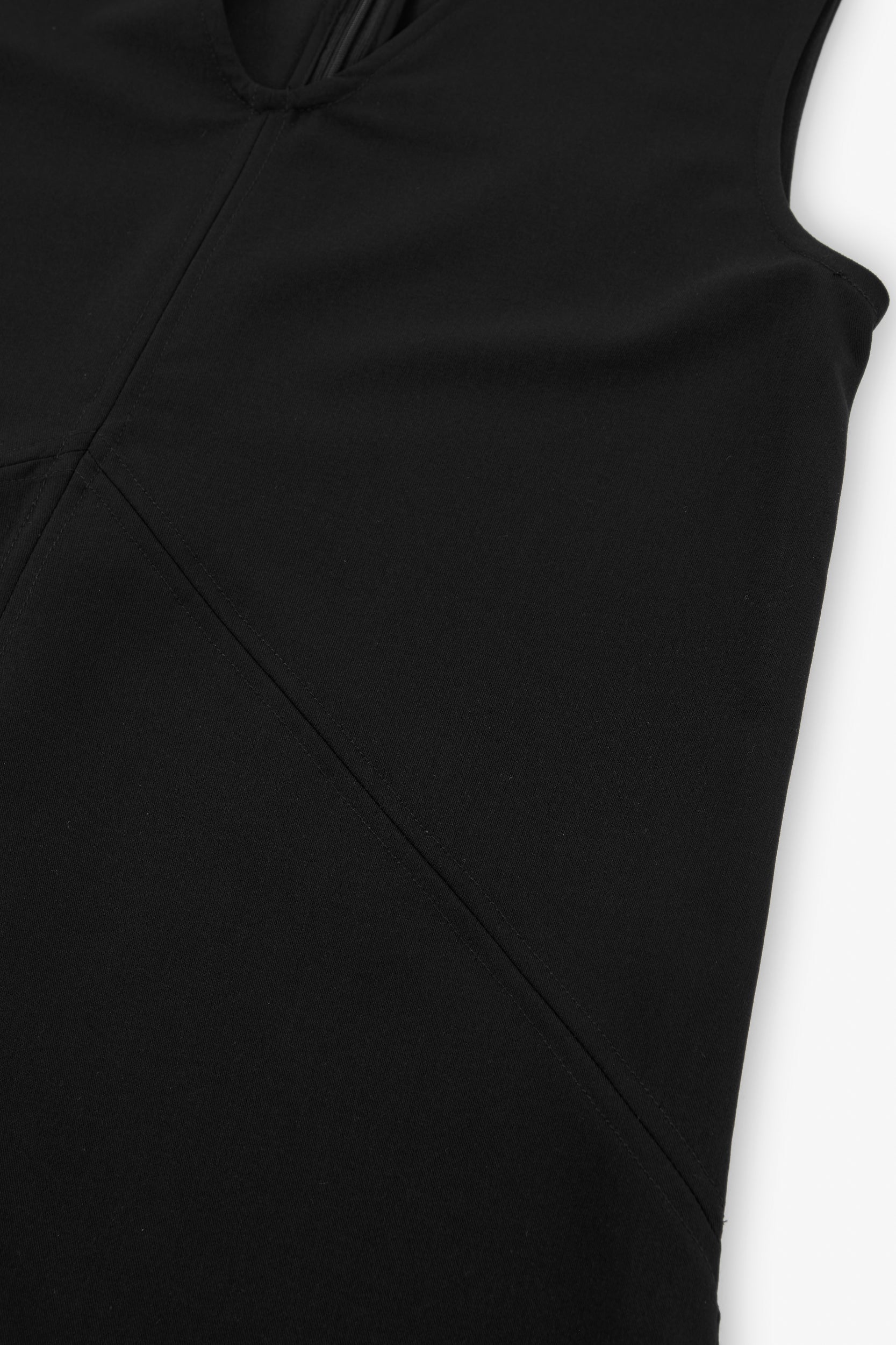 VESTIDO BEATRICE SARGA NEGRO