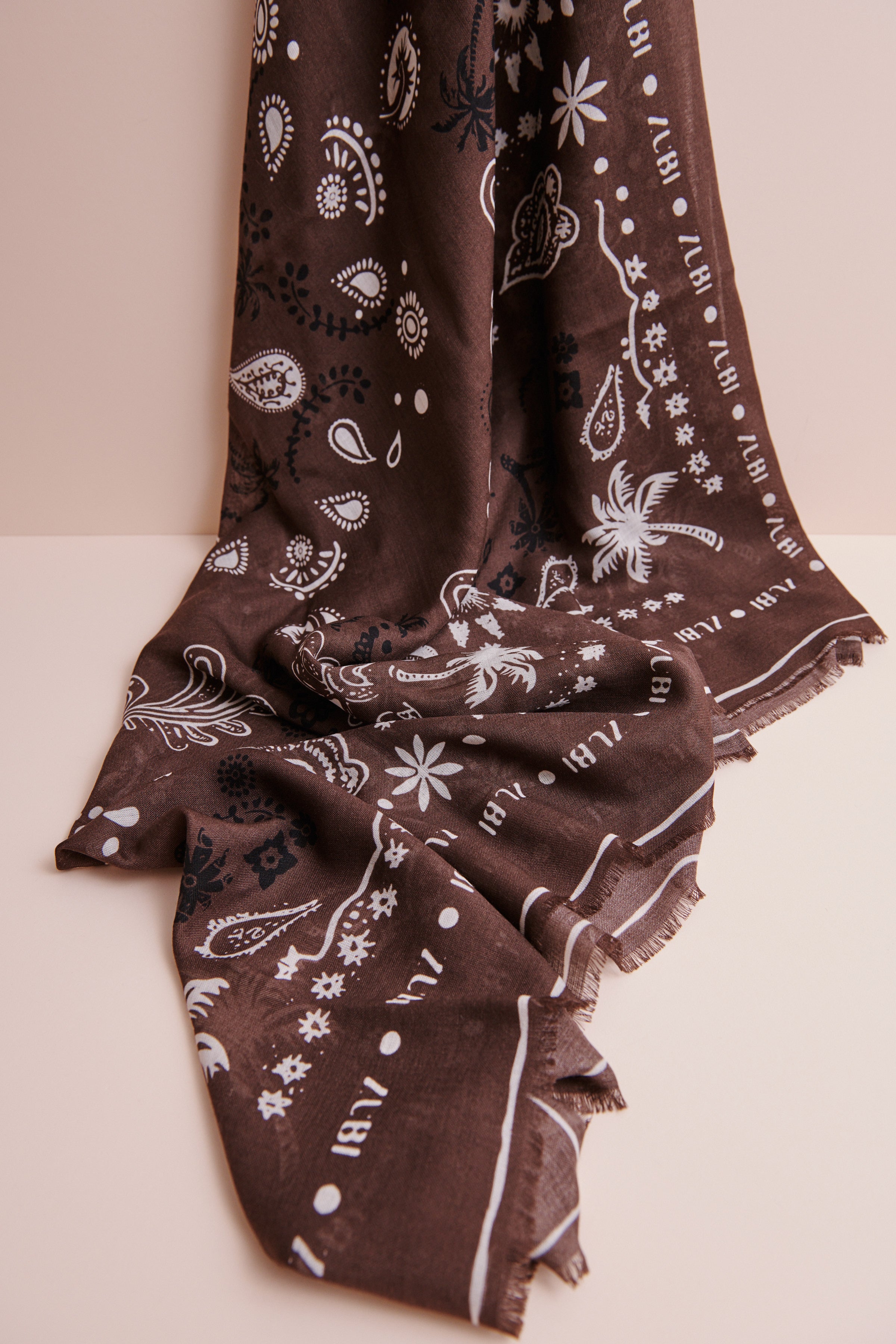 PAÑUELO LANA BANDANA MARRON