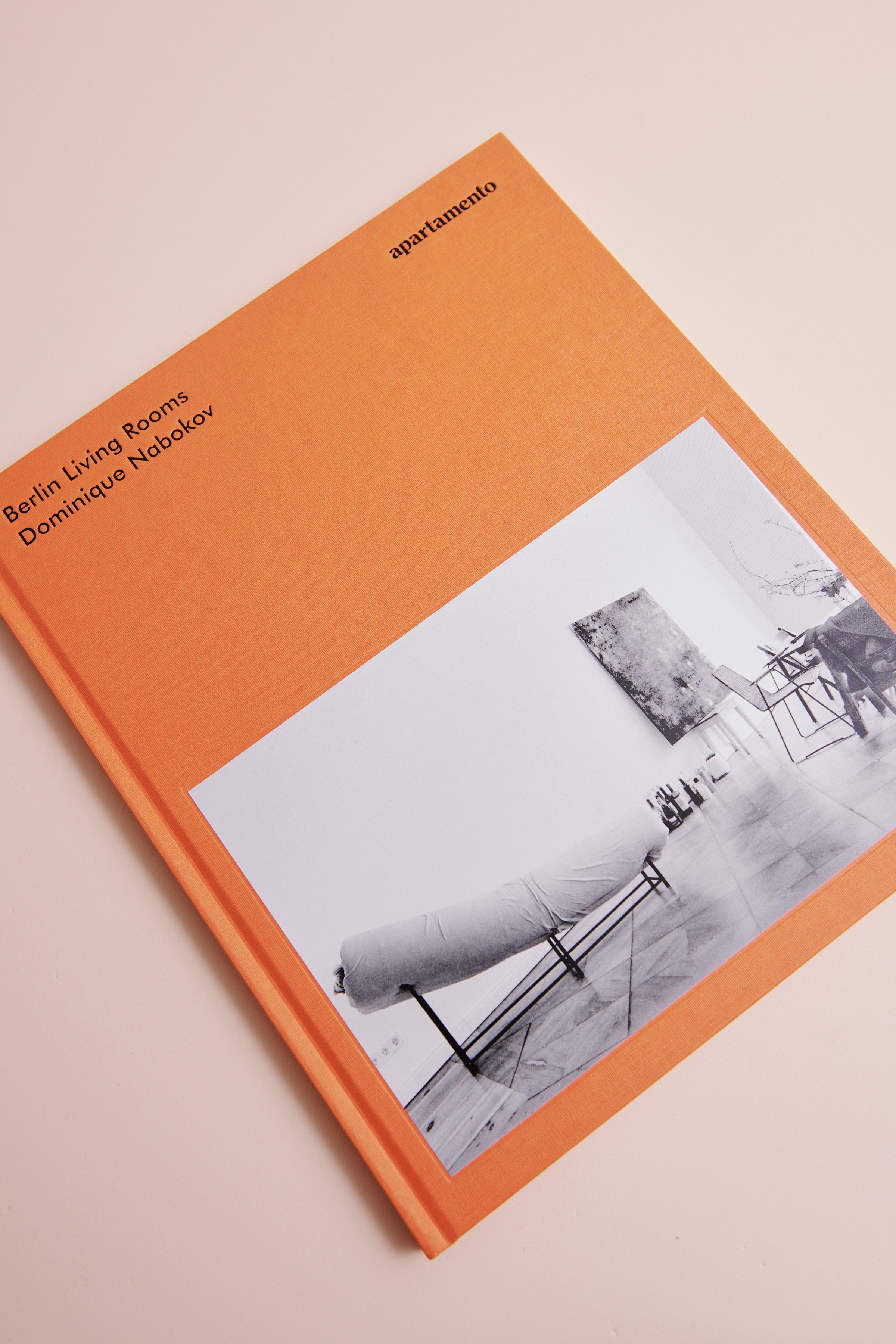 LIBRO BERLIN LIVING ROOMS de Dominique Nabokov