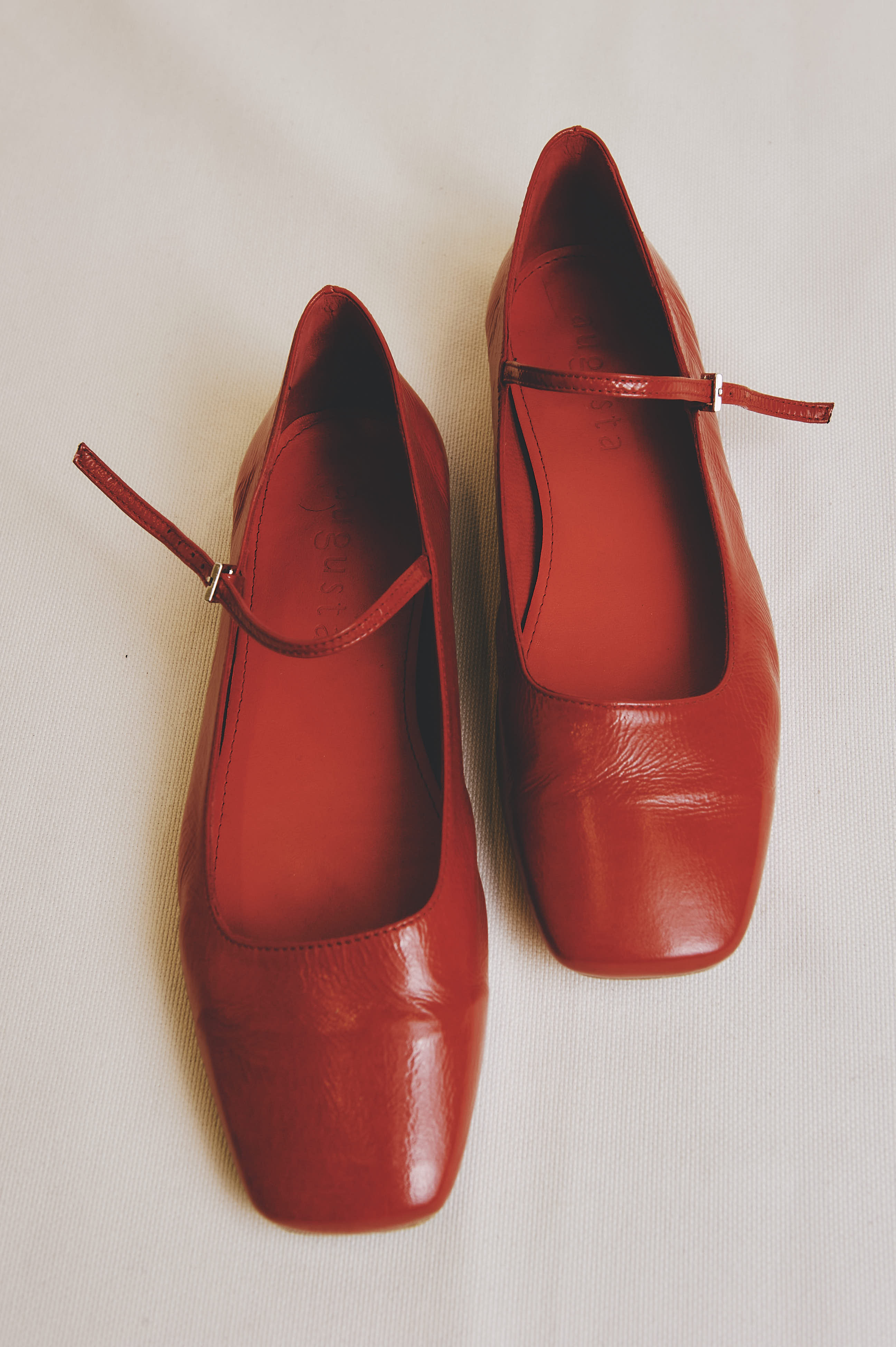 MARY-JANE JULIETA RED