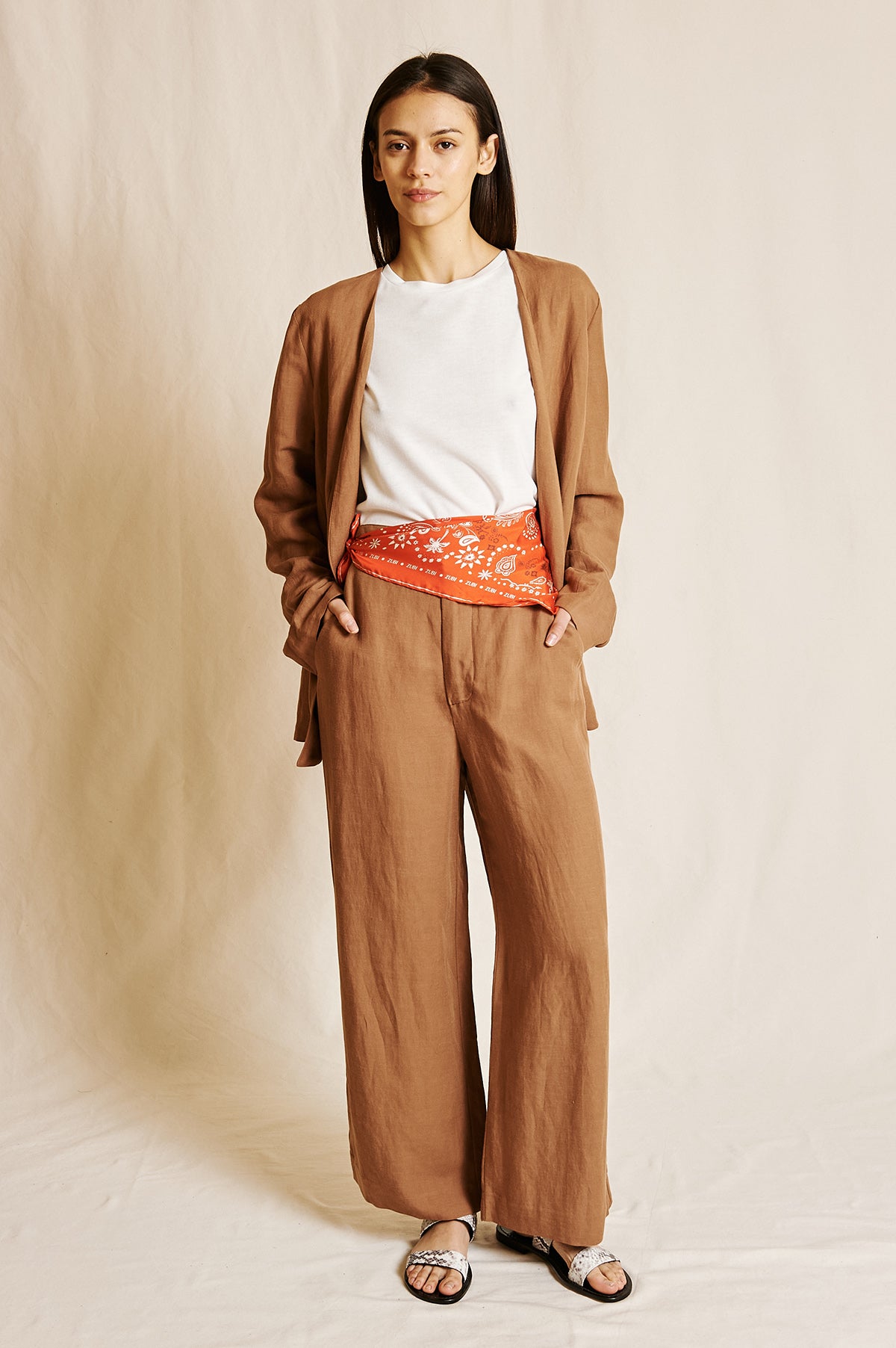 SARA LINEN TROUSERS, BROWN