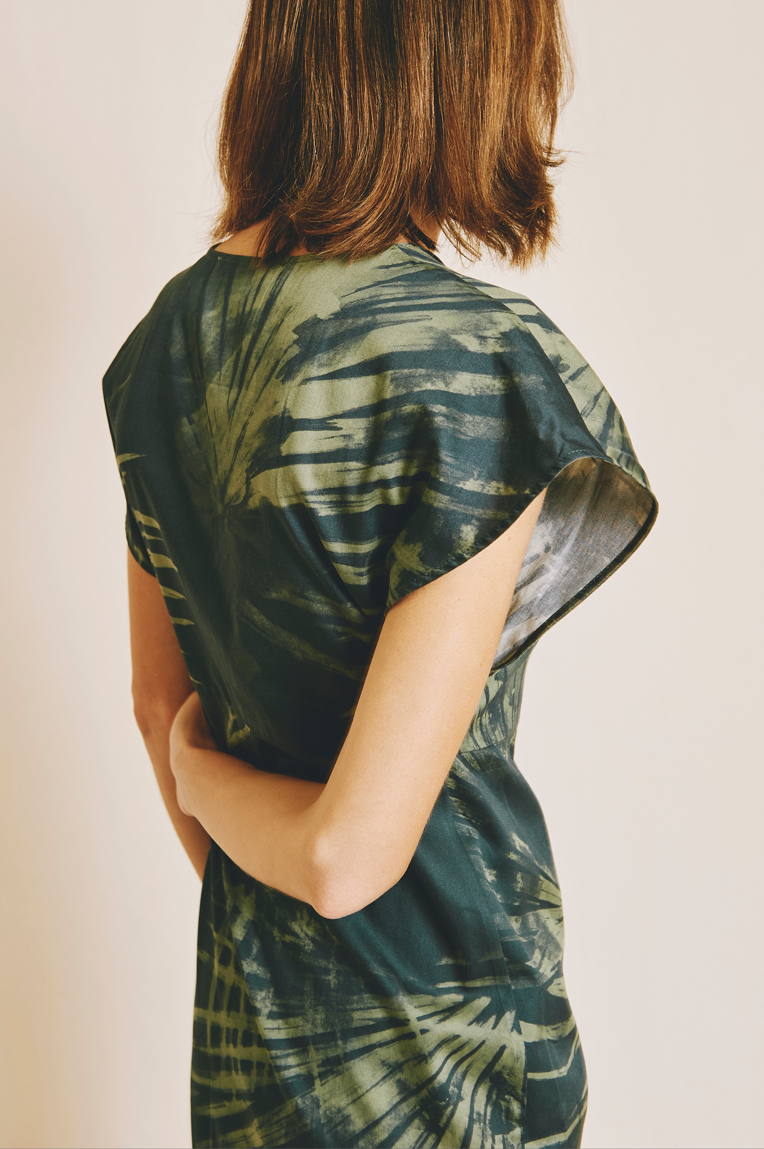 Doris Palmera Green Dress