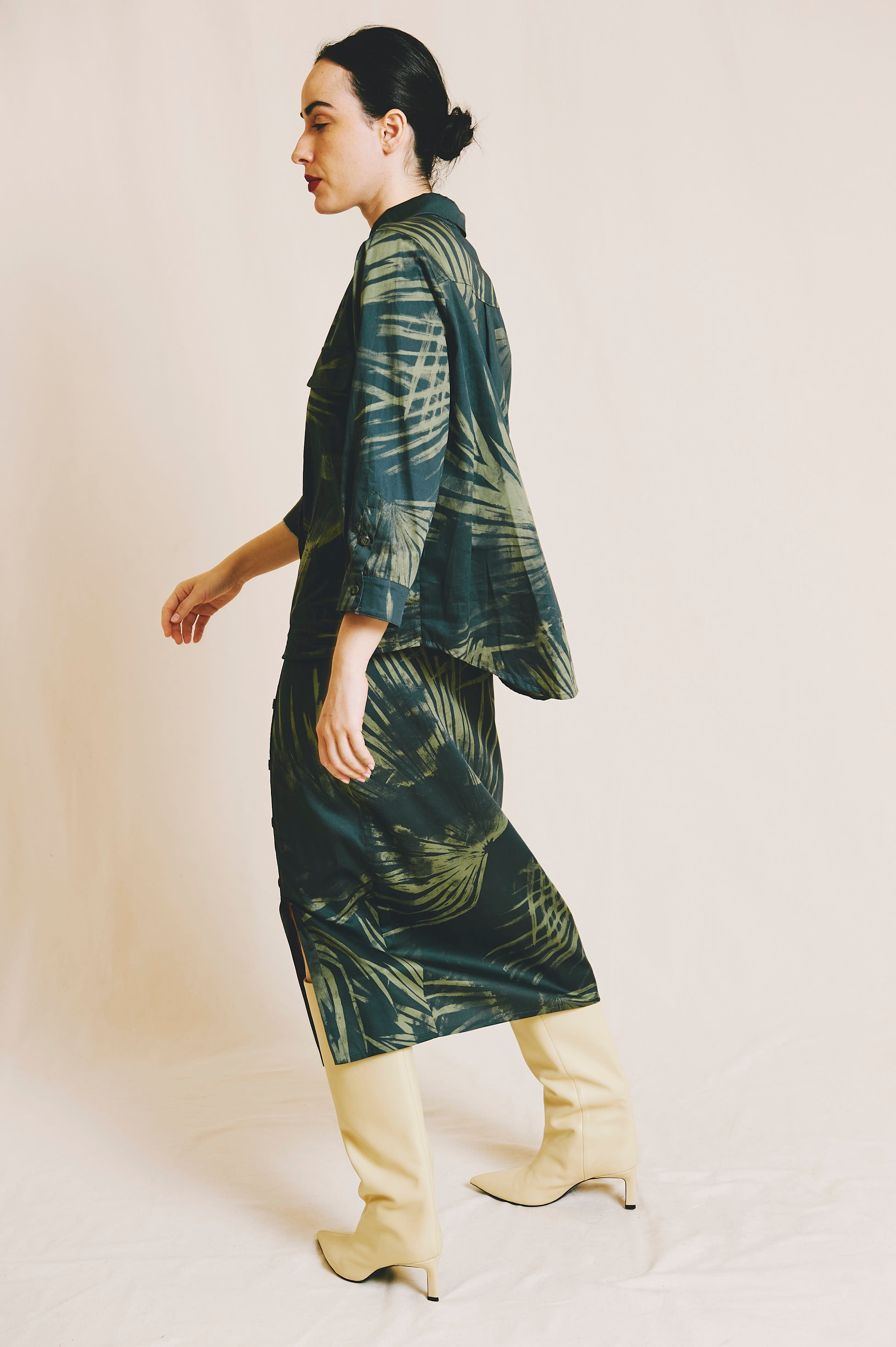Esther Palmera Green Skirt