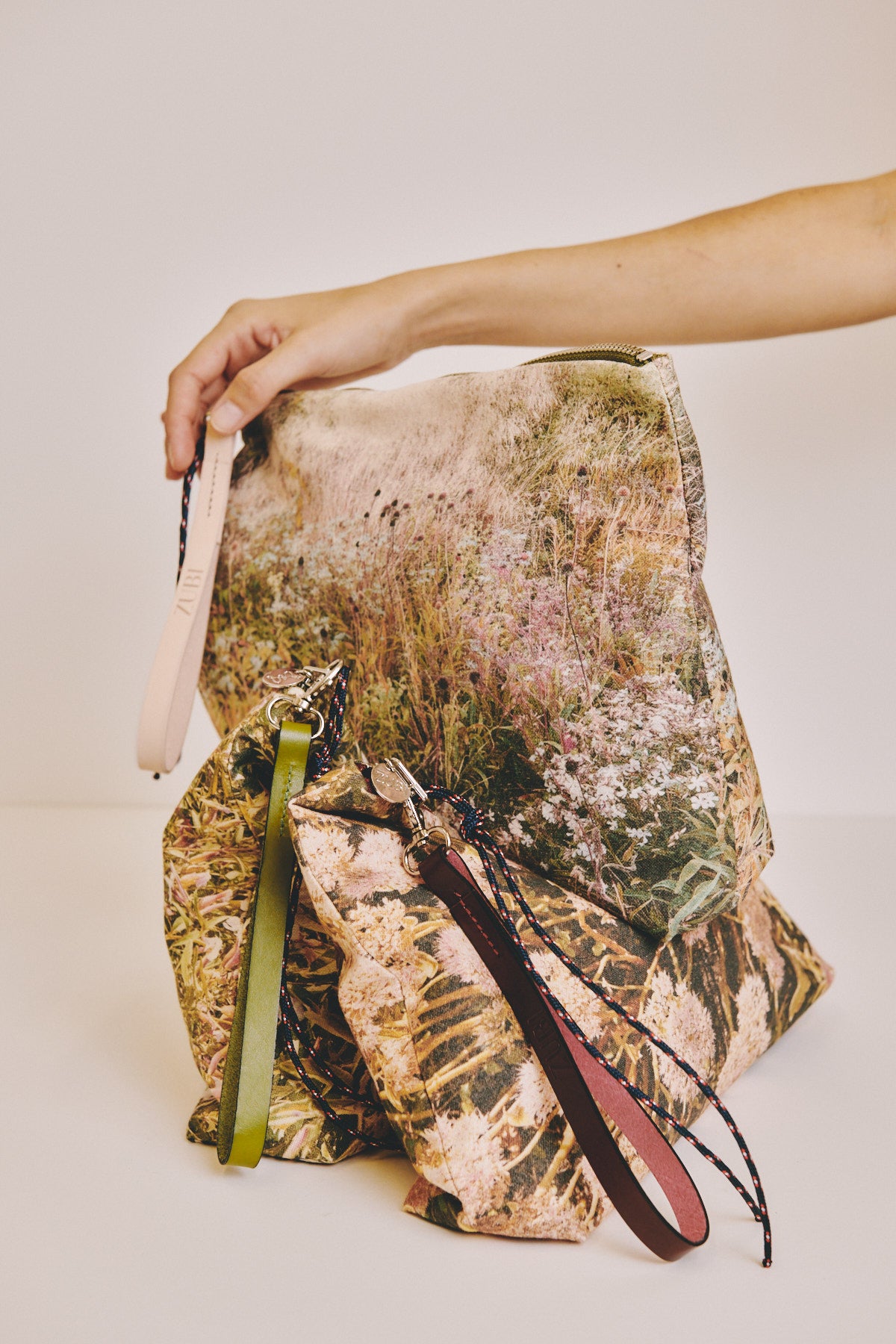 POUCH NYHOLM