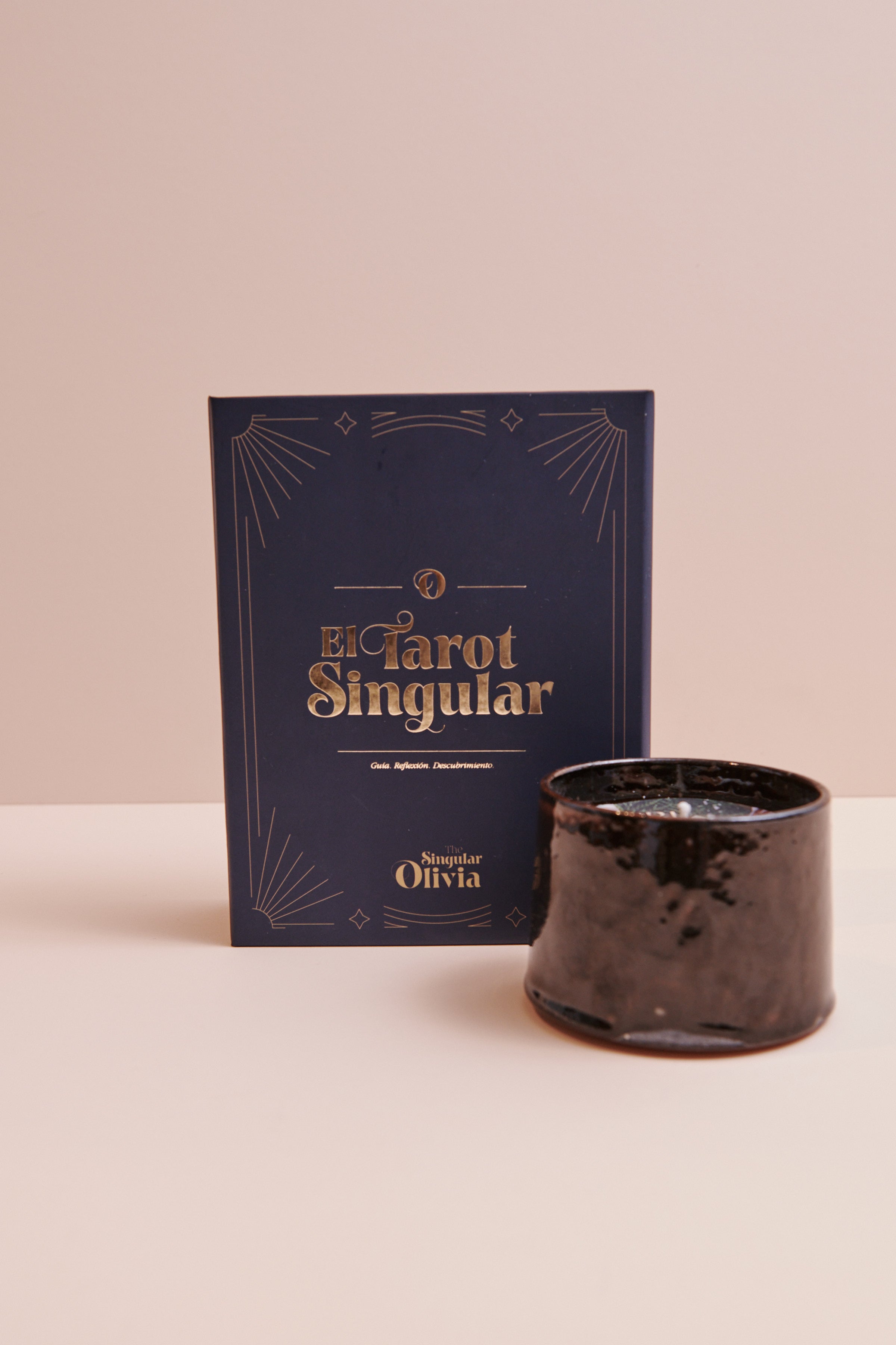 PACK TAROT + VELA FIG UNDER THE RAIN