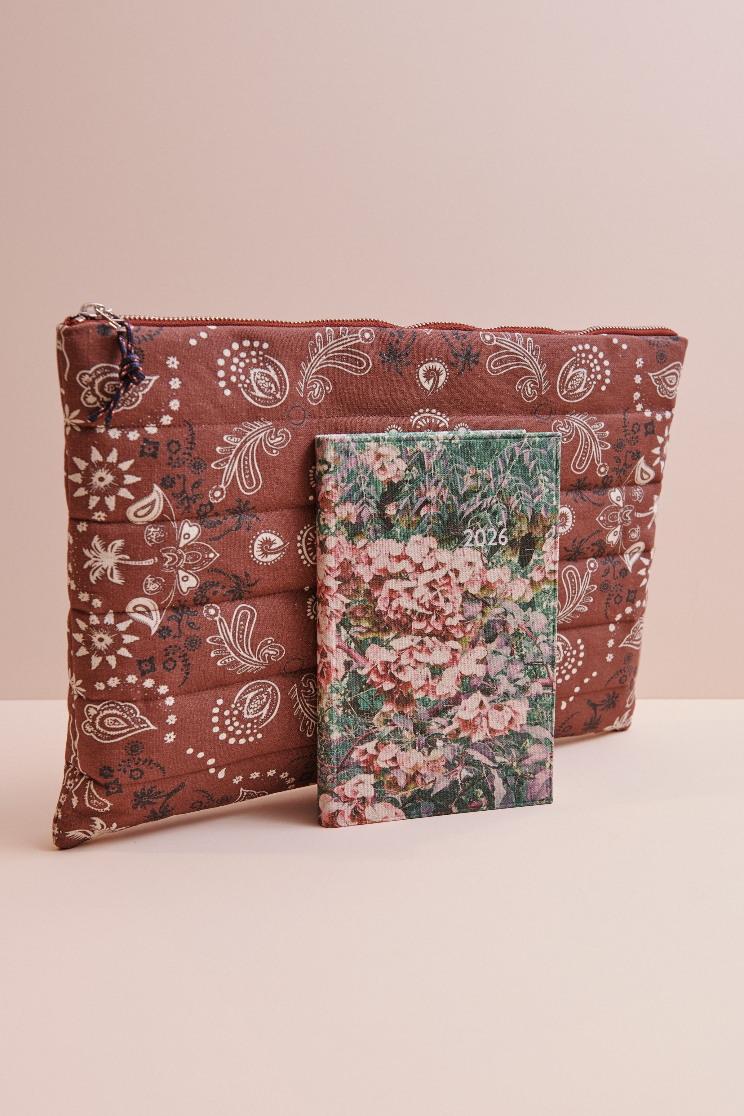 Pack PORTFOLIO Bandana granate + Agenda Semanal DALMATIA