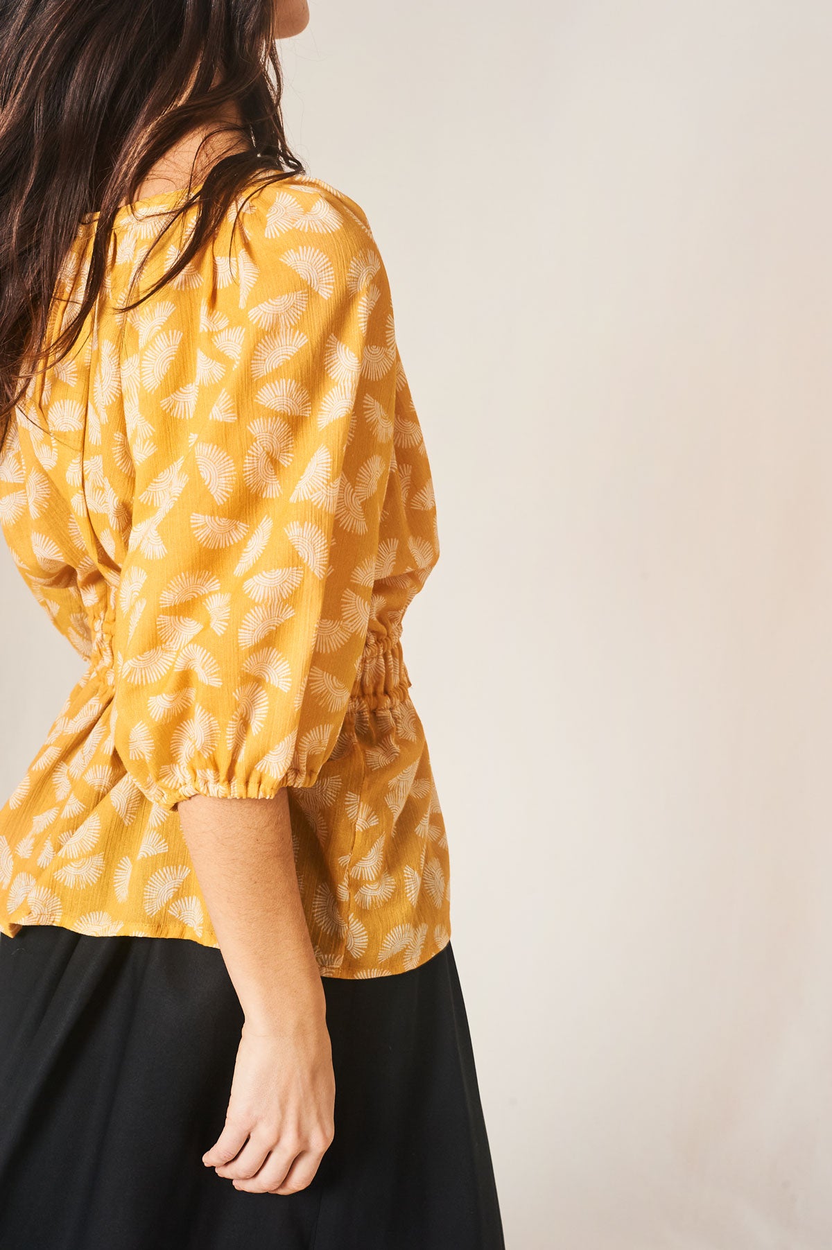 mustard artá blouse