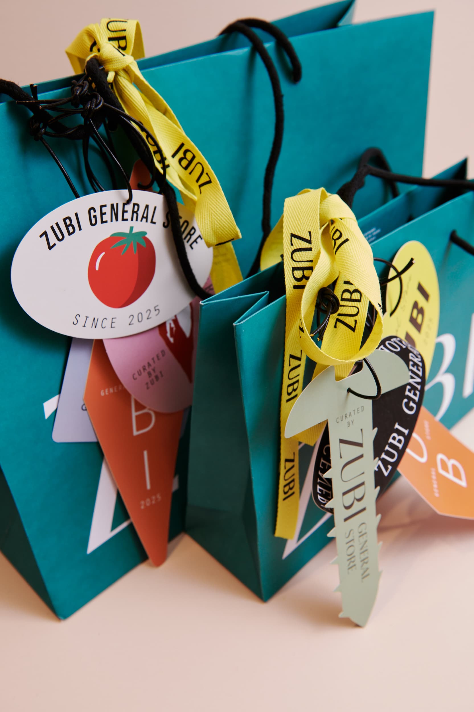 ZUBI GENERAL STORE / UN NUEVO UNIVERSO