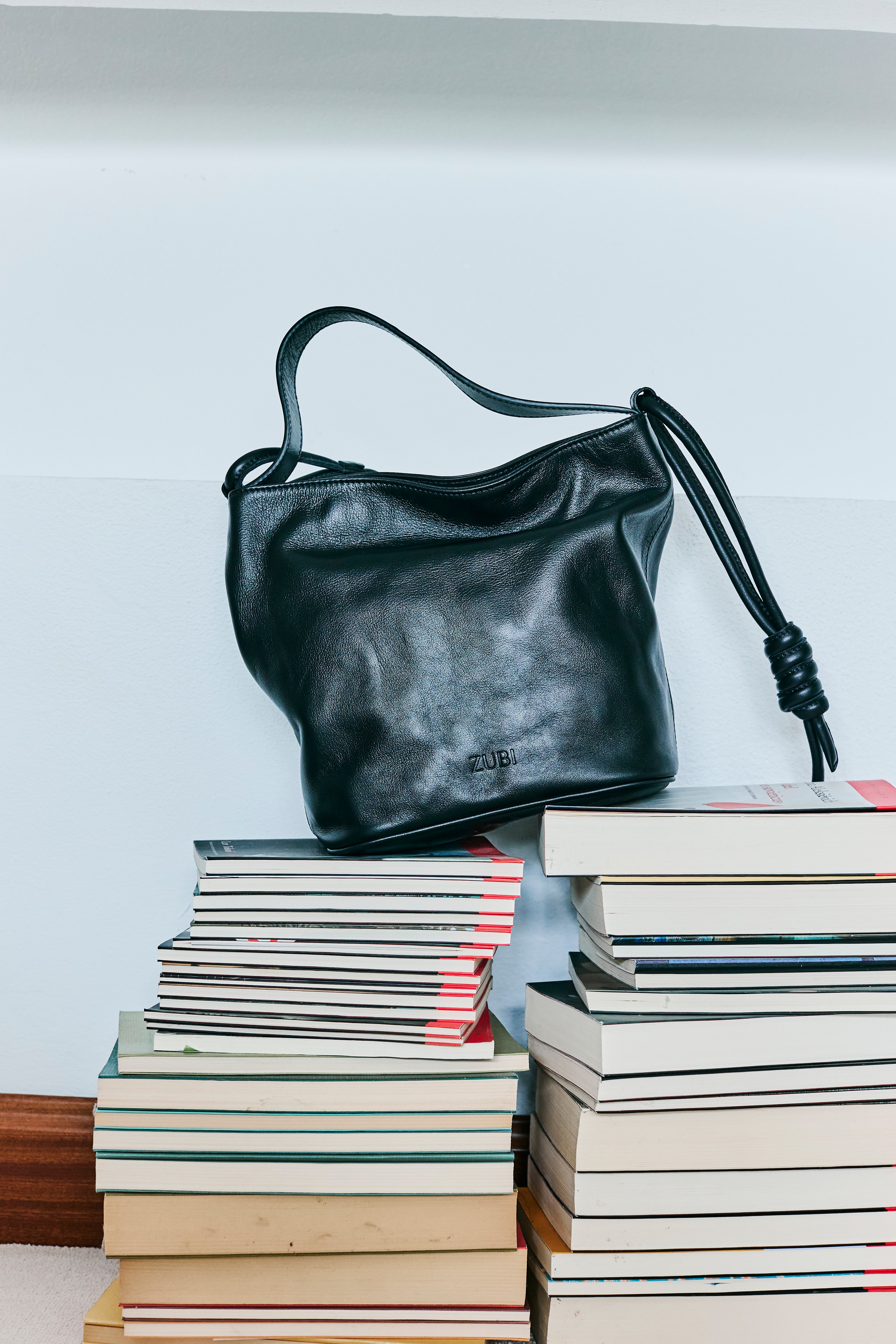 Bolso Cubo M Negro