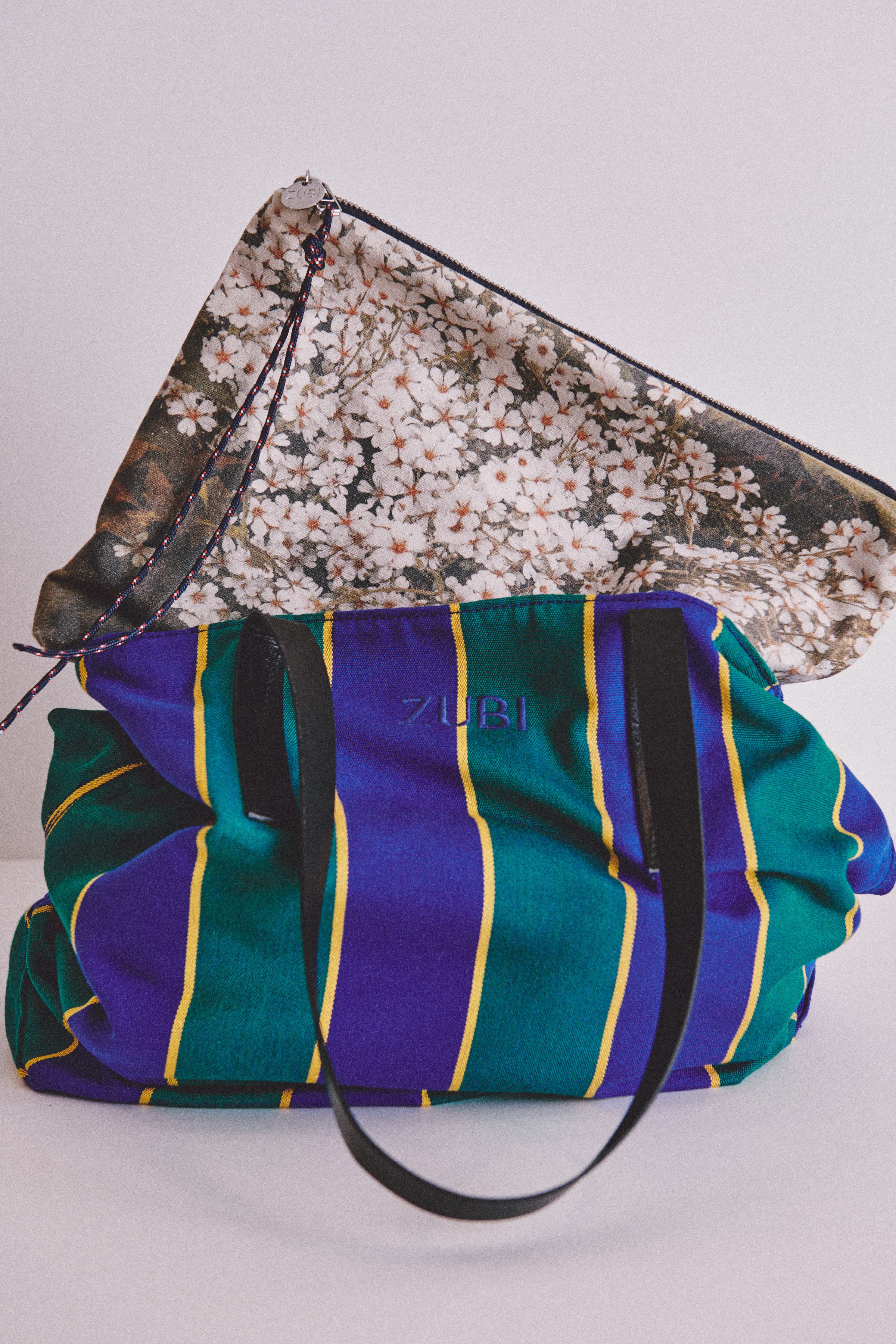 POUCH KOLKWITZIA