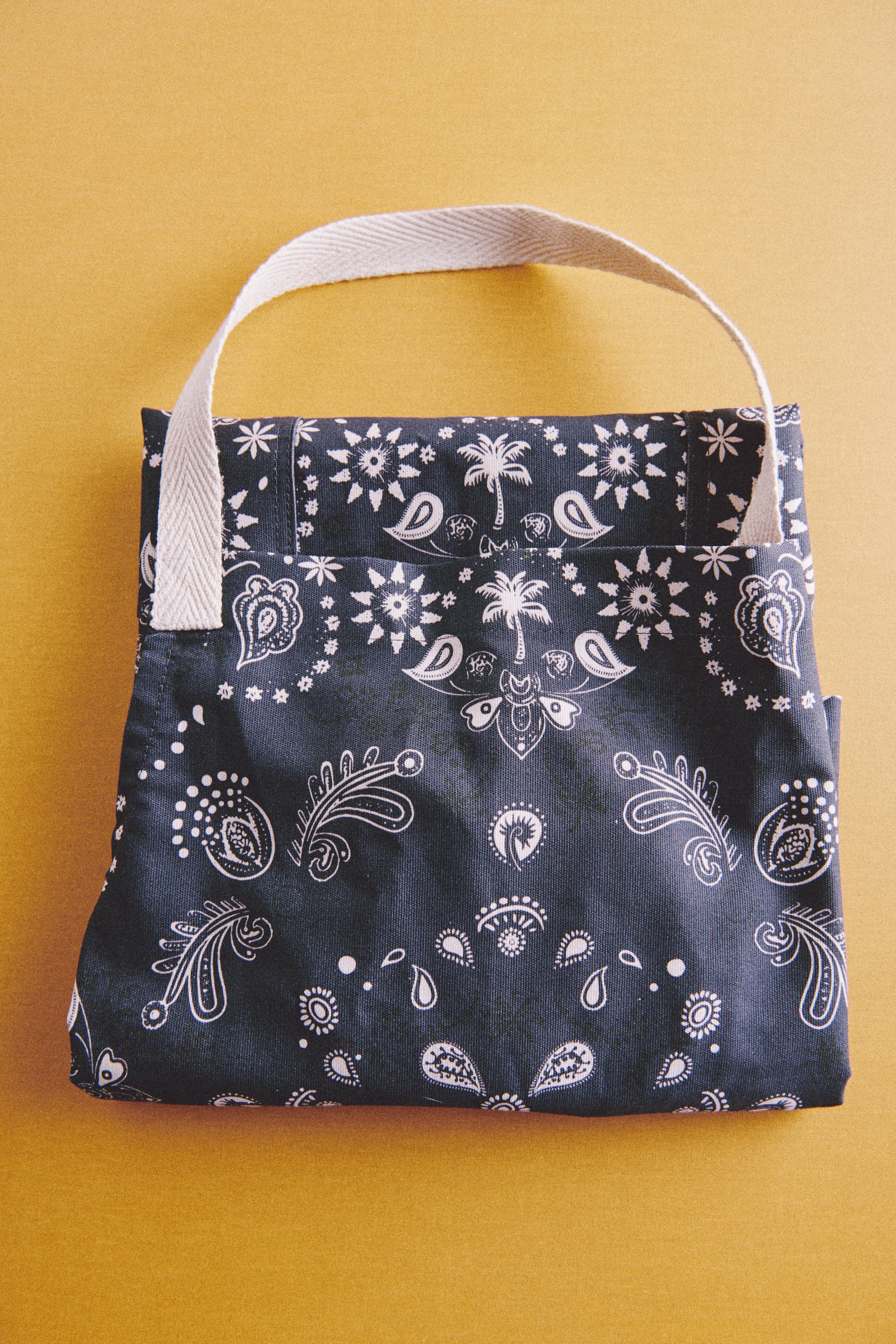 MANDIL BANDANA MARINO