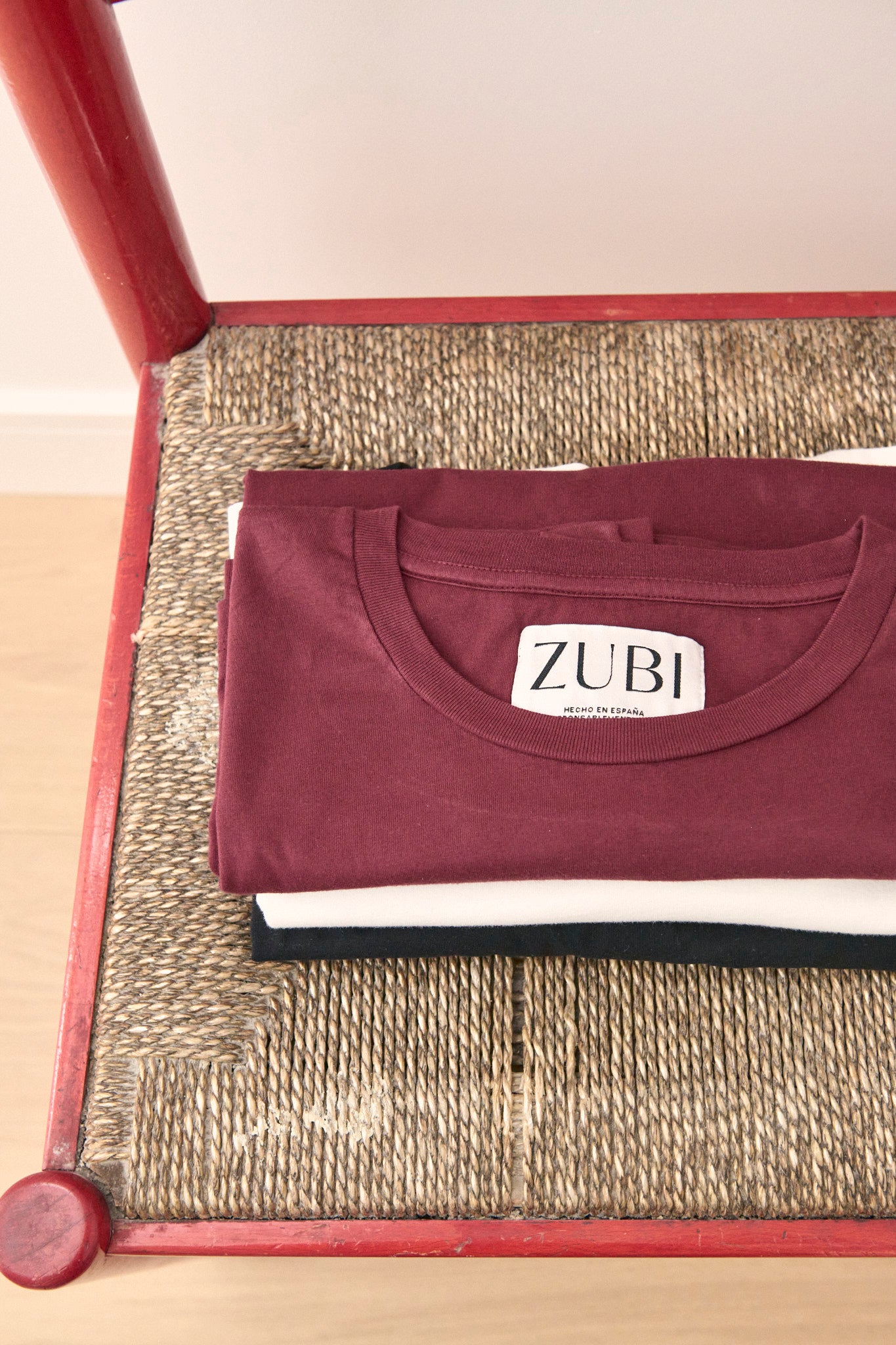 CAMISETA EMMA NEGRO