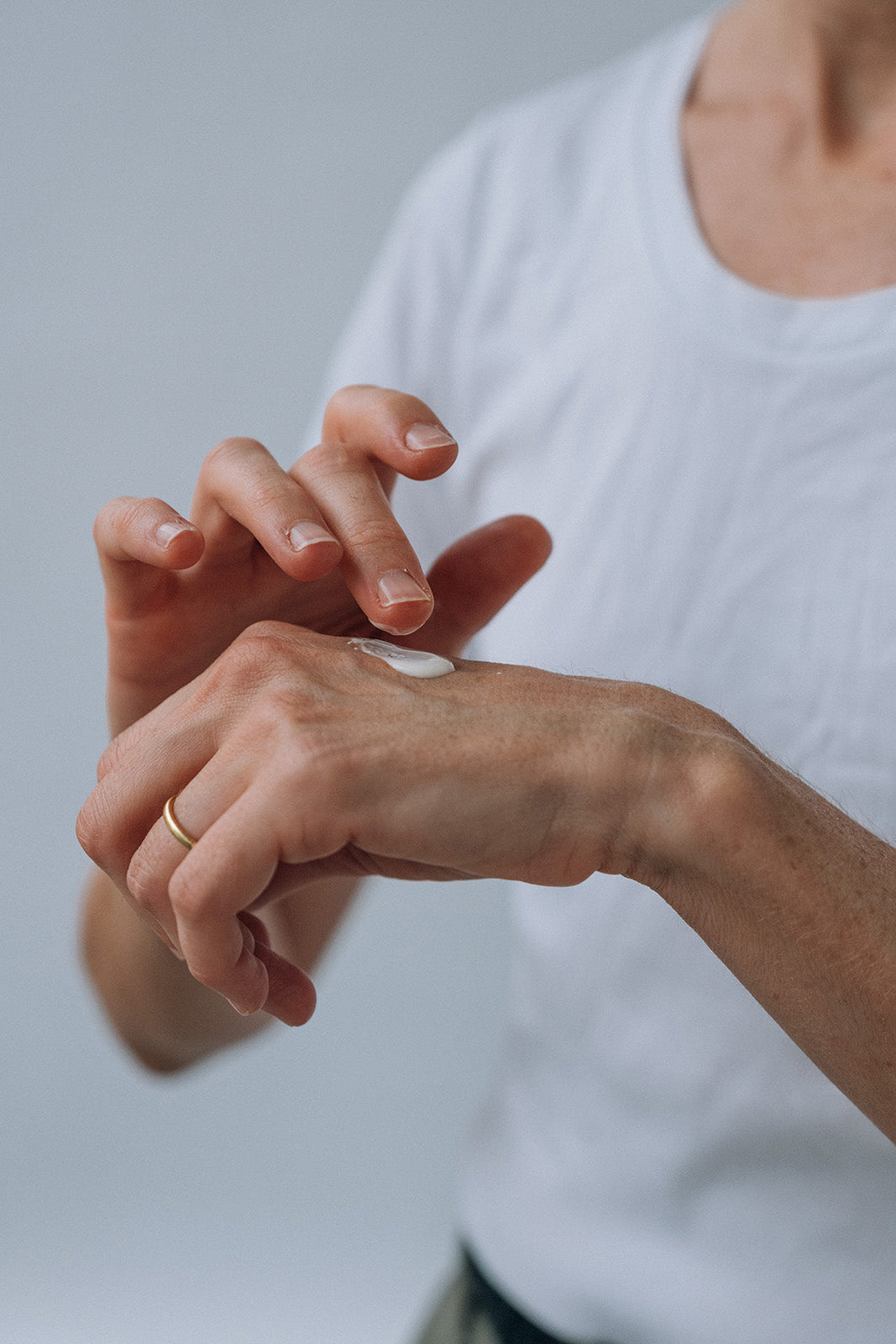 CREMA HIDRATANTE DIA CON NIACINAMIDA ROWSE