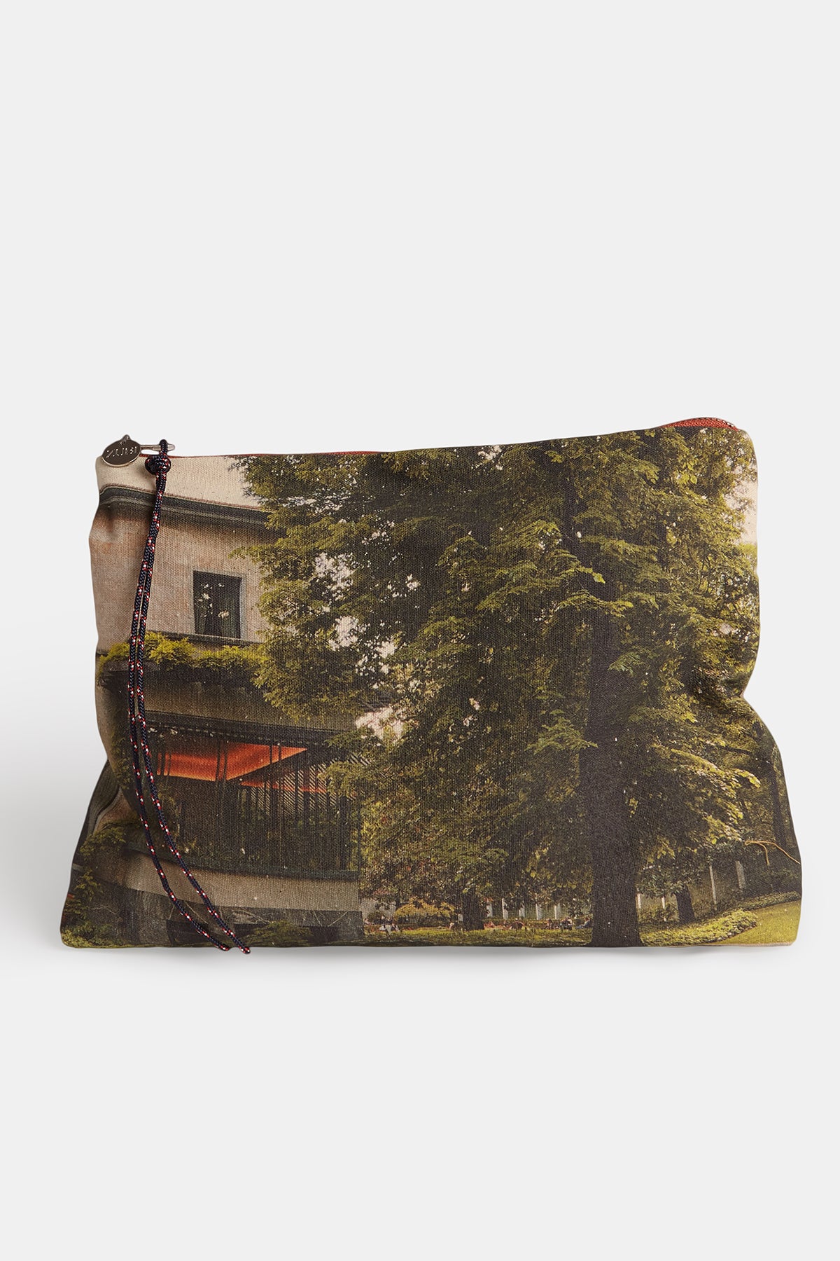 pouch villa necchi