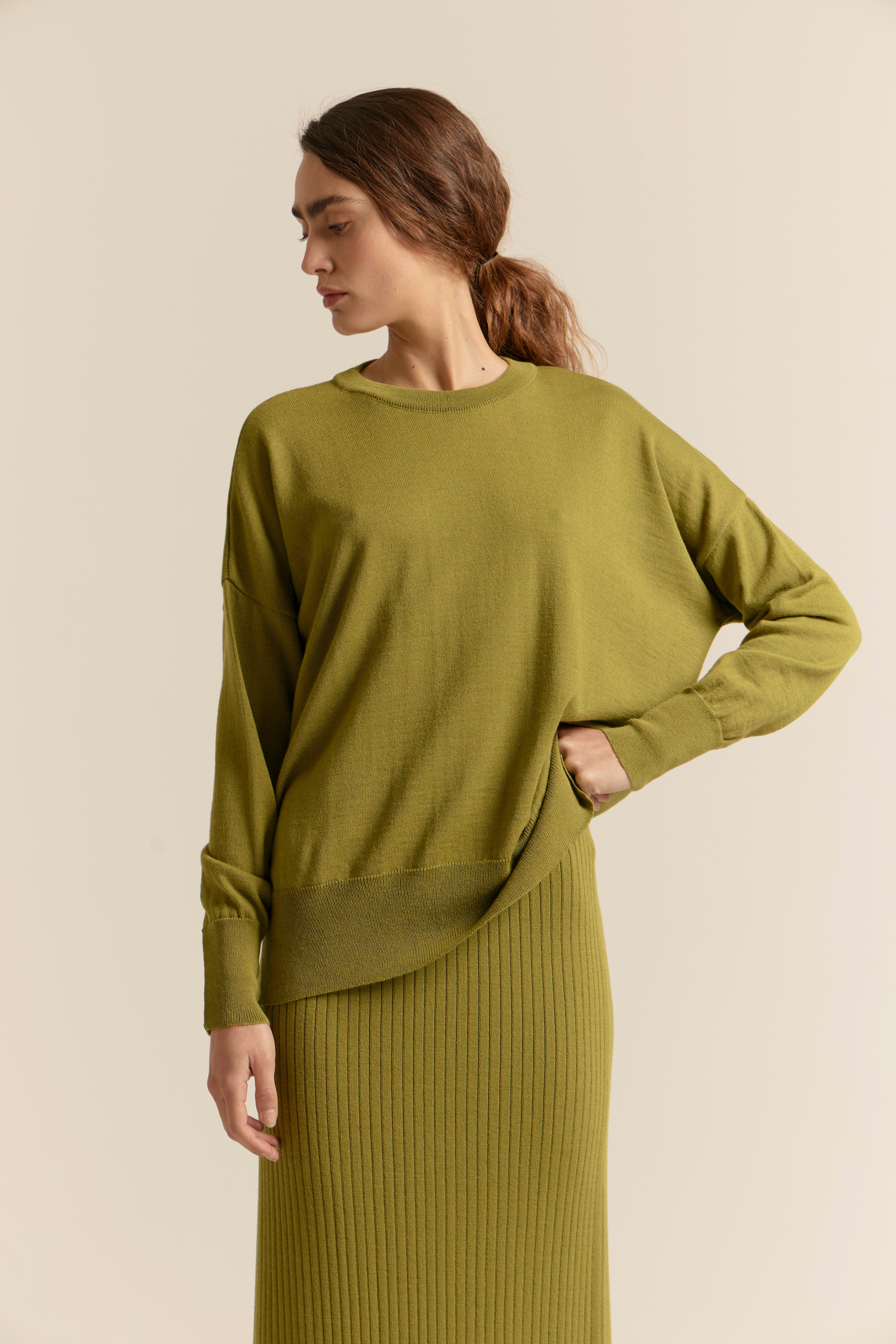 CONJUNTO GWYNETH TRICOT VERDE (PISCO + MILITA)