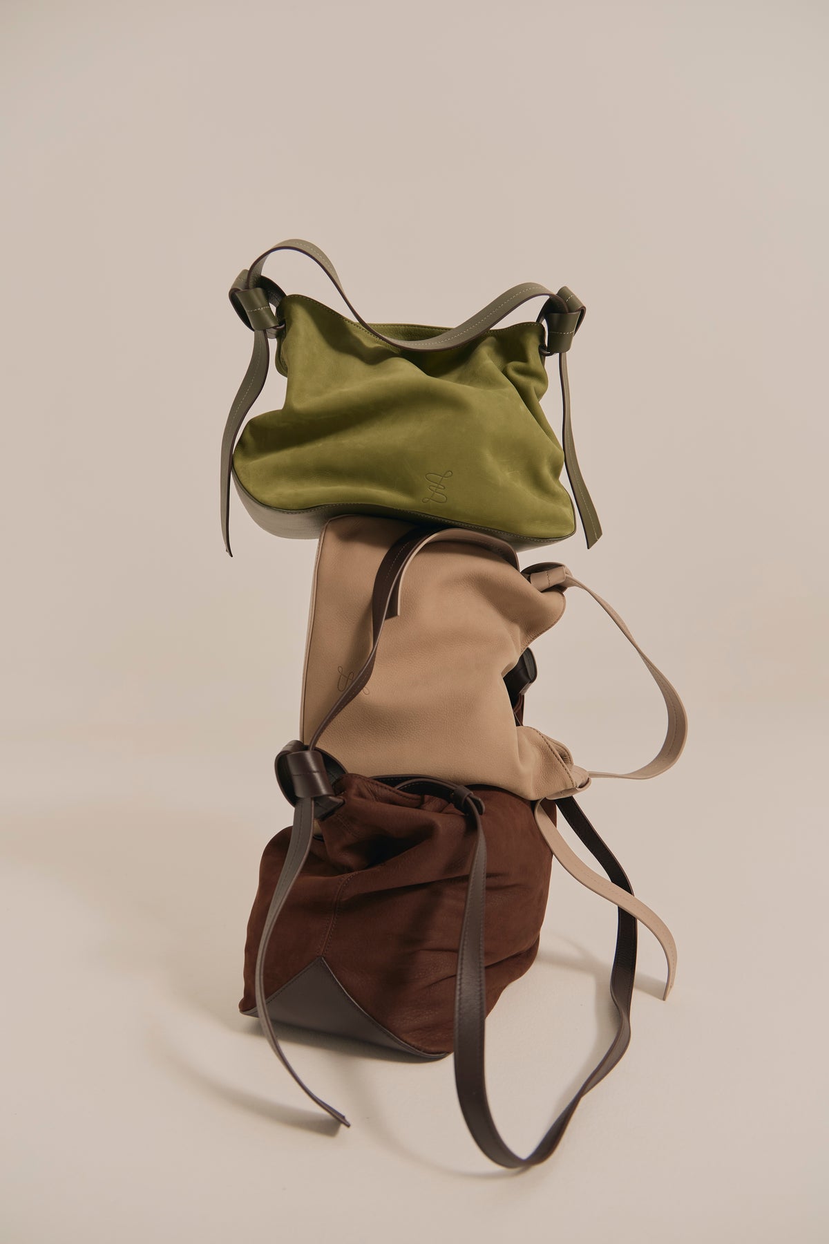 BOLSO NUDO L NOBUK ESPRESSO