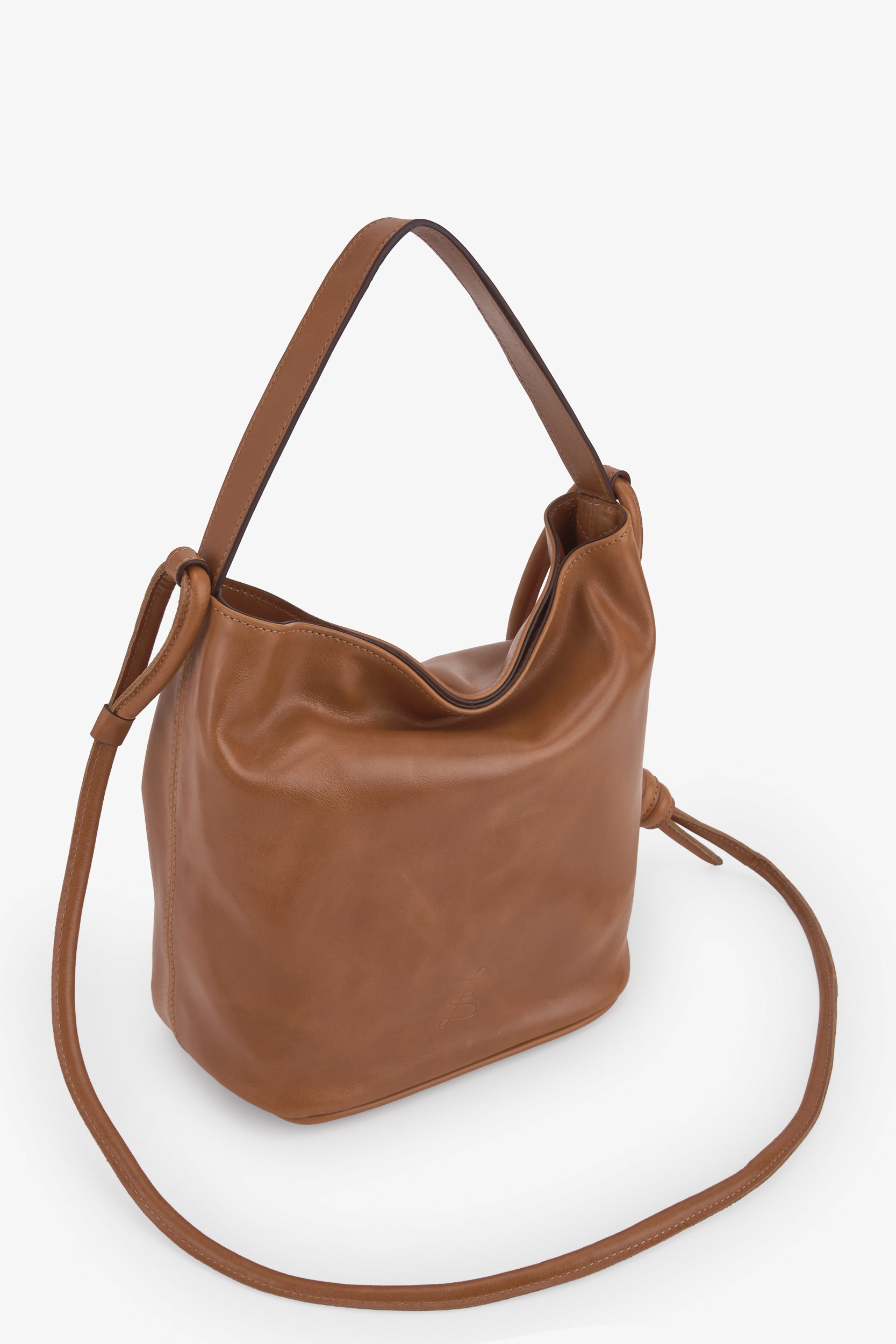 BOLSO CUBO M COGNAC ANILINA