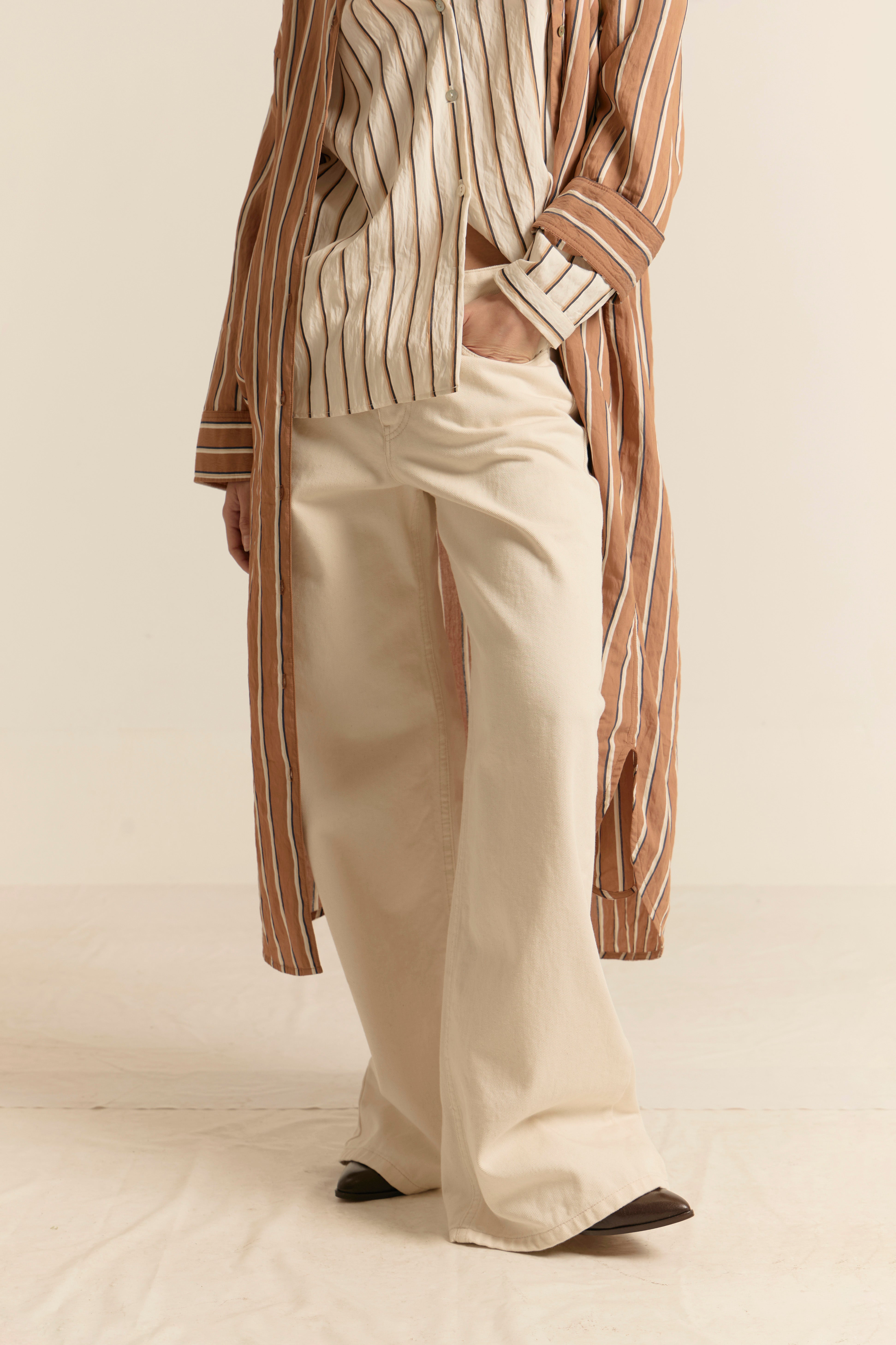 VAQUERO BETTINA CRUDO