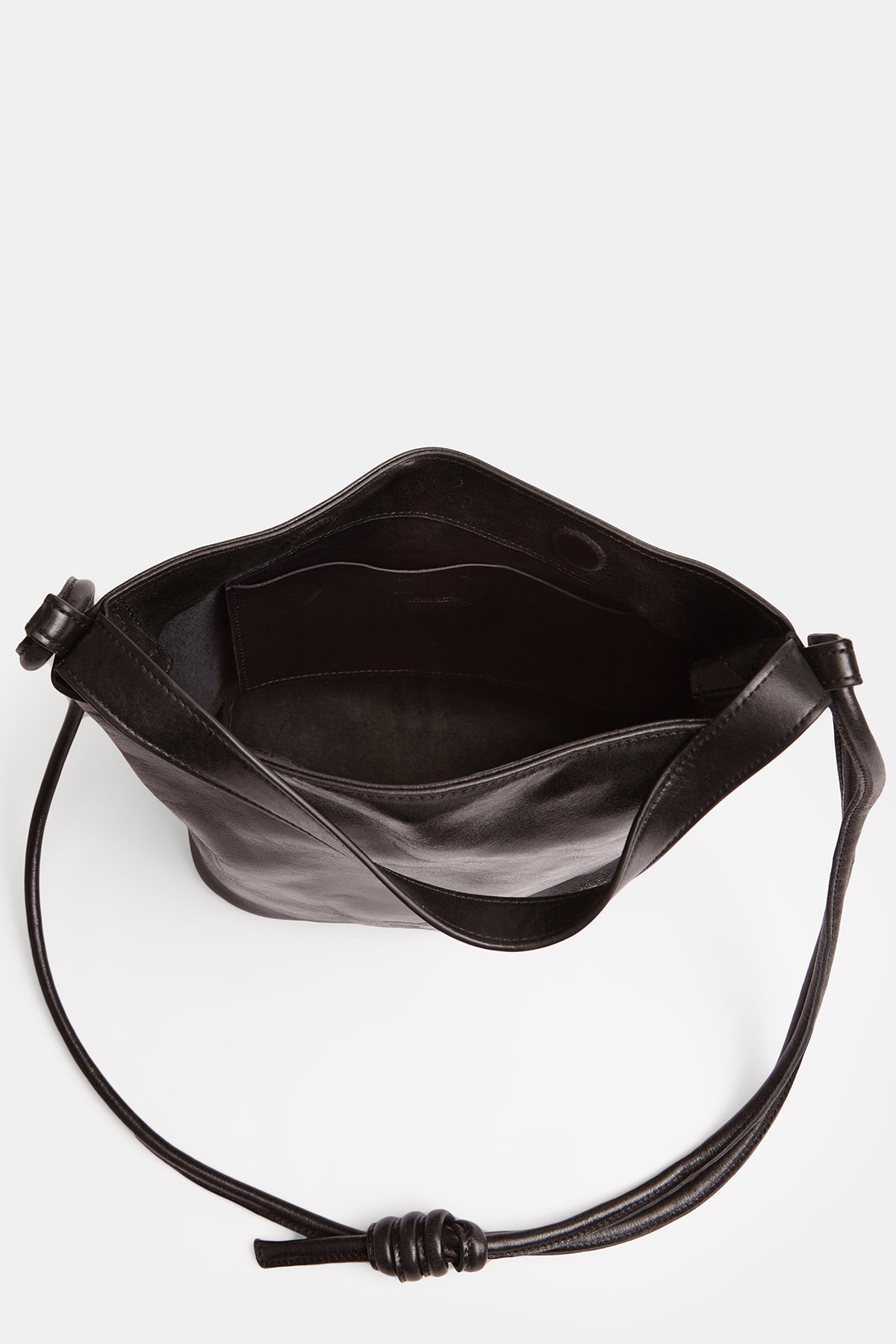 Bucket Bag M Black
