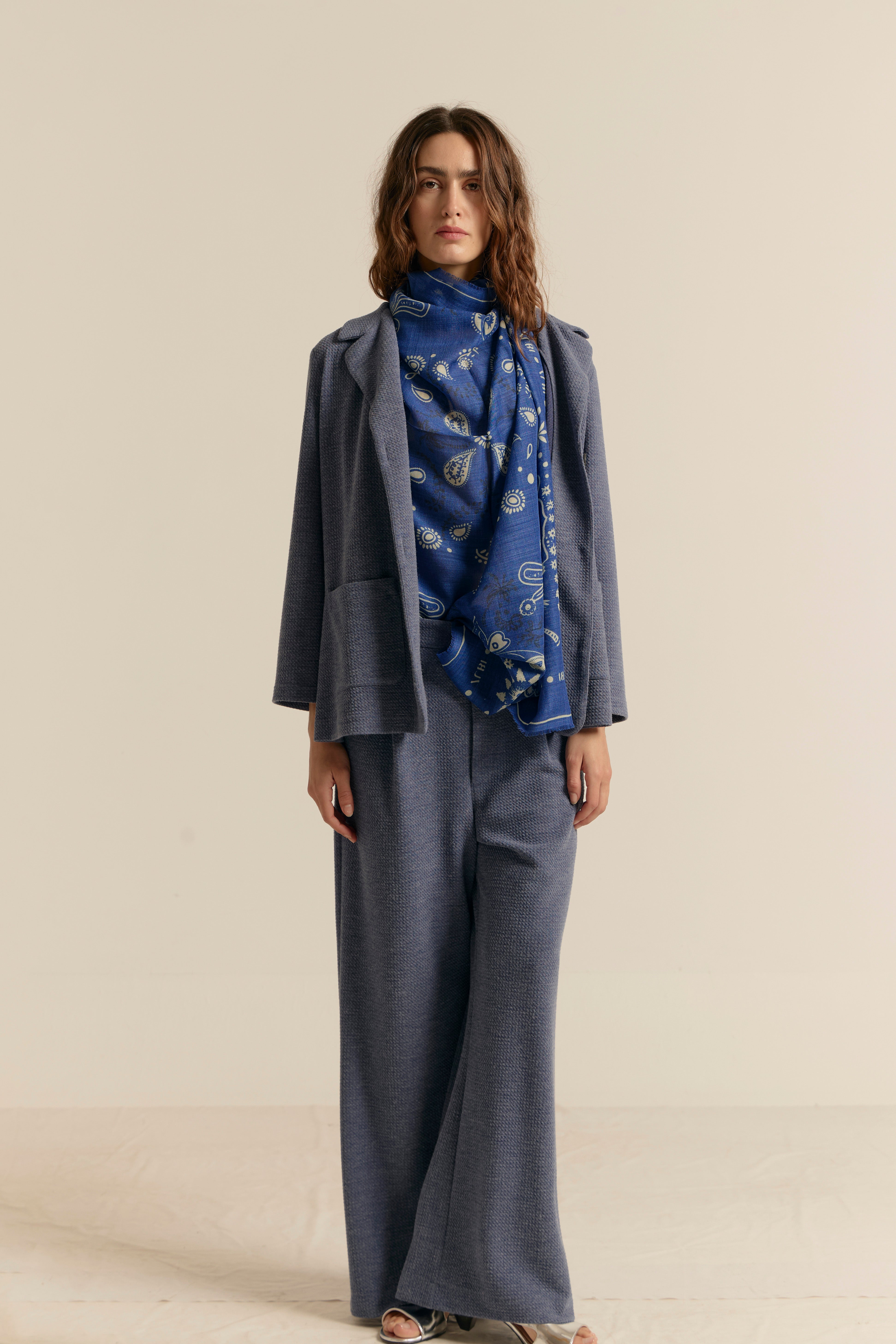 TRAJE GLORIA + ADRIANA AZUL