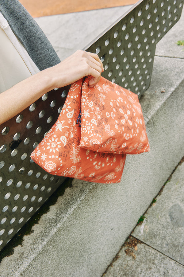 POUCH BANDANA ROJO