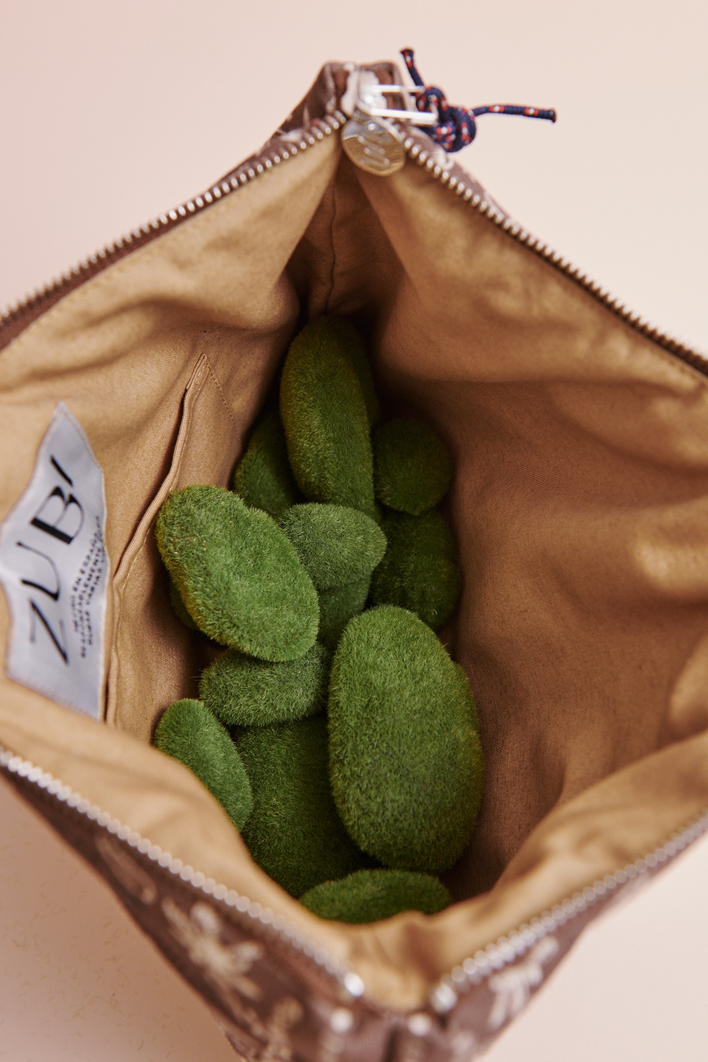 POUCH BANDANA MARRÓN