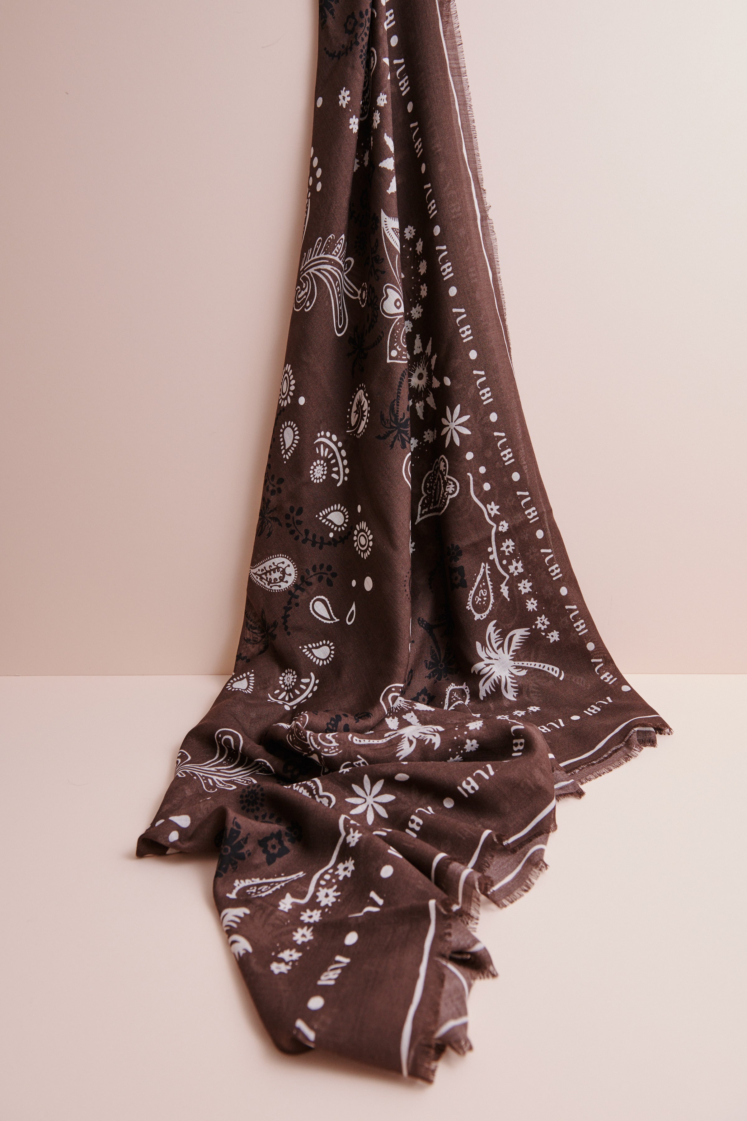 PAÑUELO LANA BANDANA MARRON