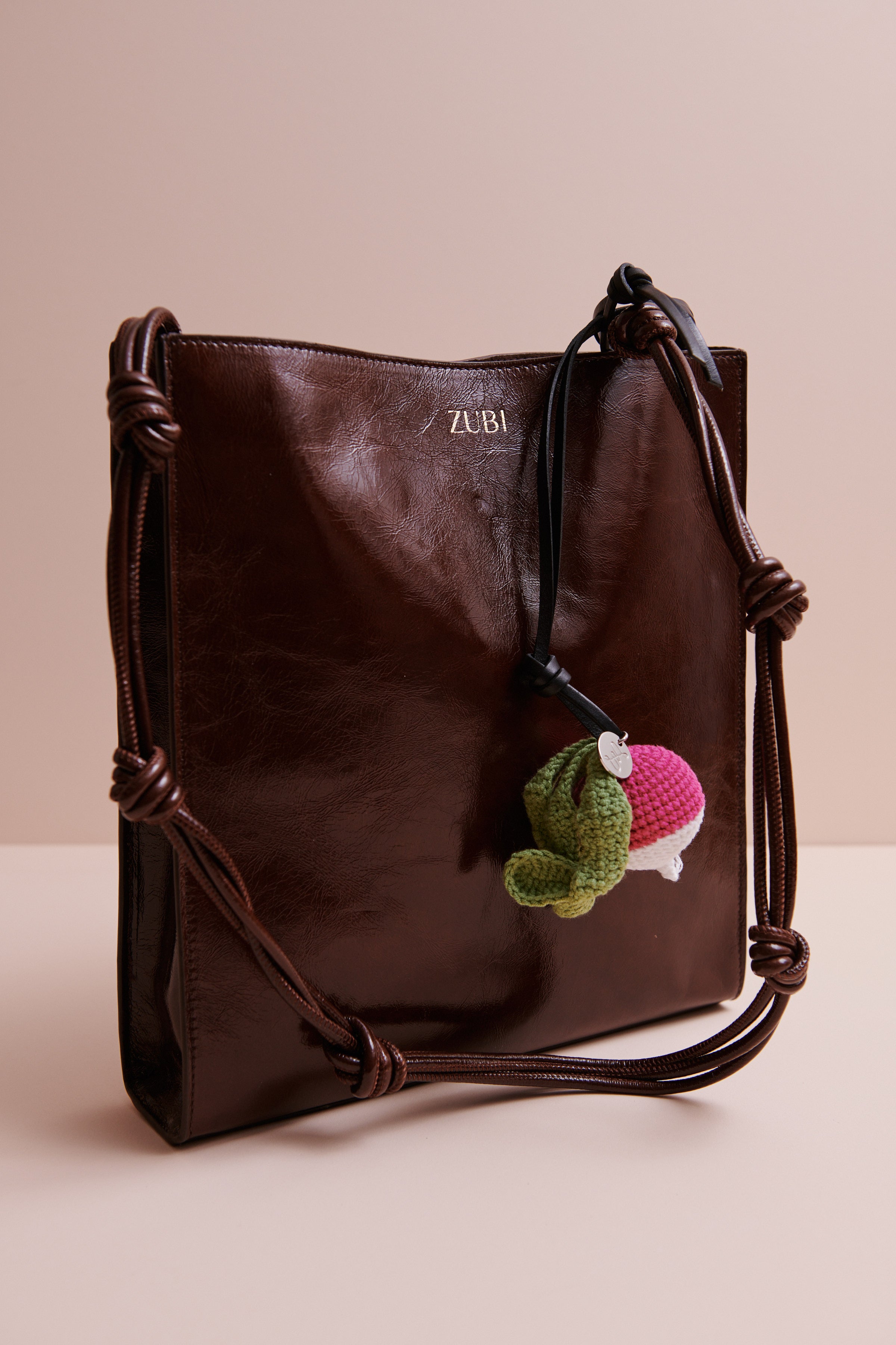 CHARM CROCHET REMOLACHA