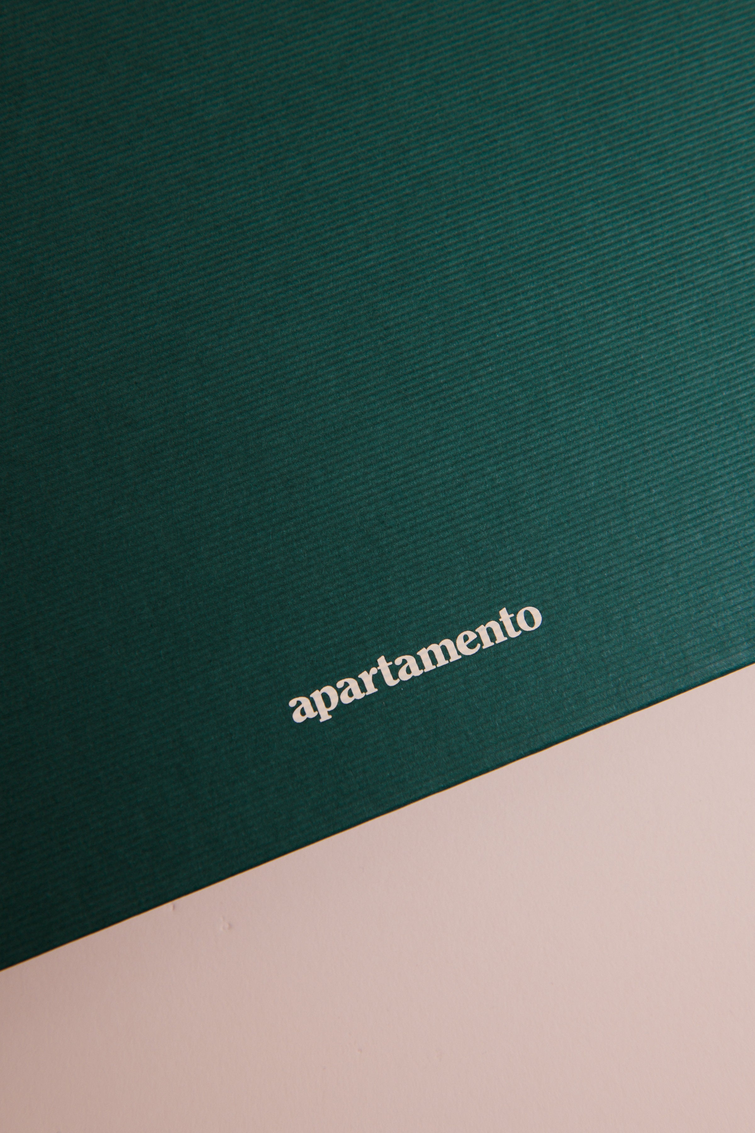 LIBRO A LIFE IN DESIGN de Miguel Milá